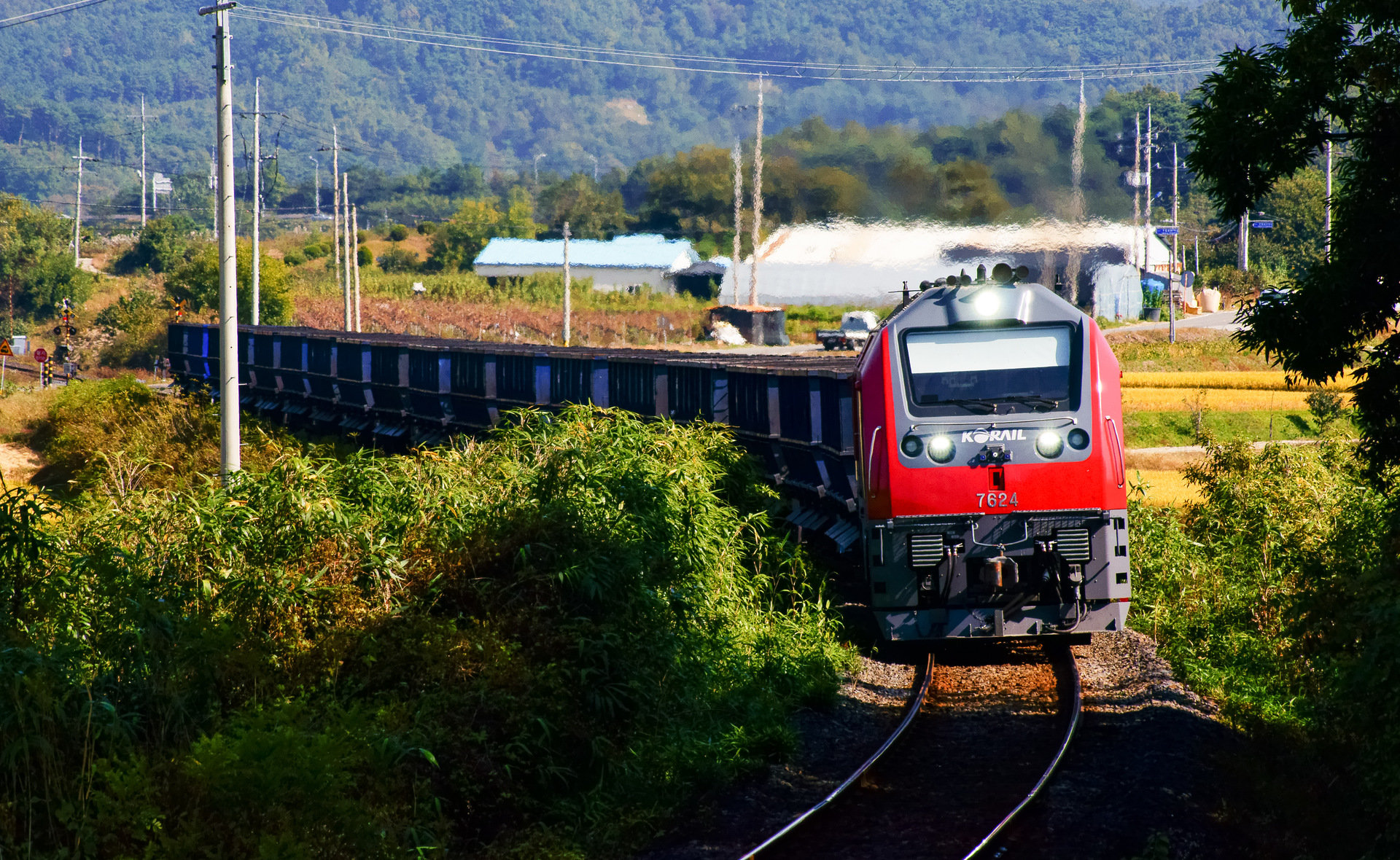Hyundai Rotem PH37ACi – photo 8