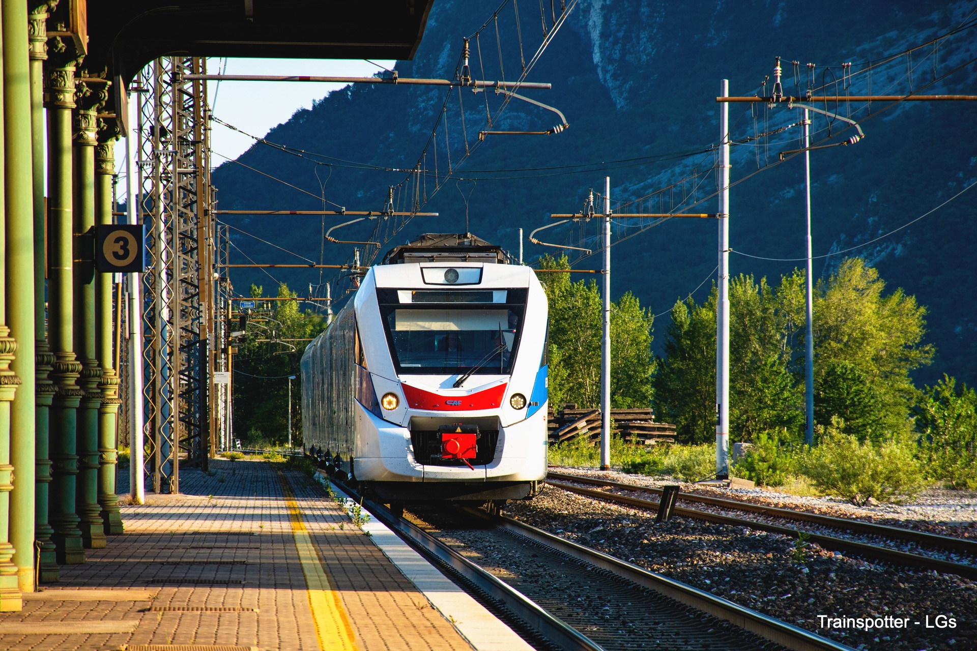 CAF ETR 563 – photo 6
