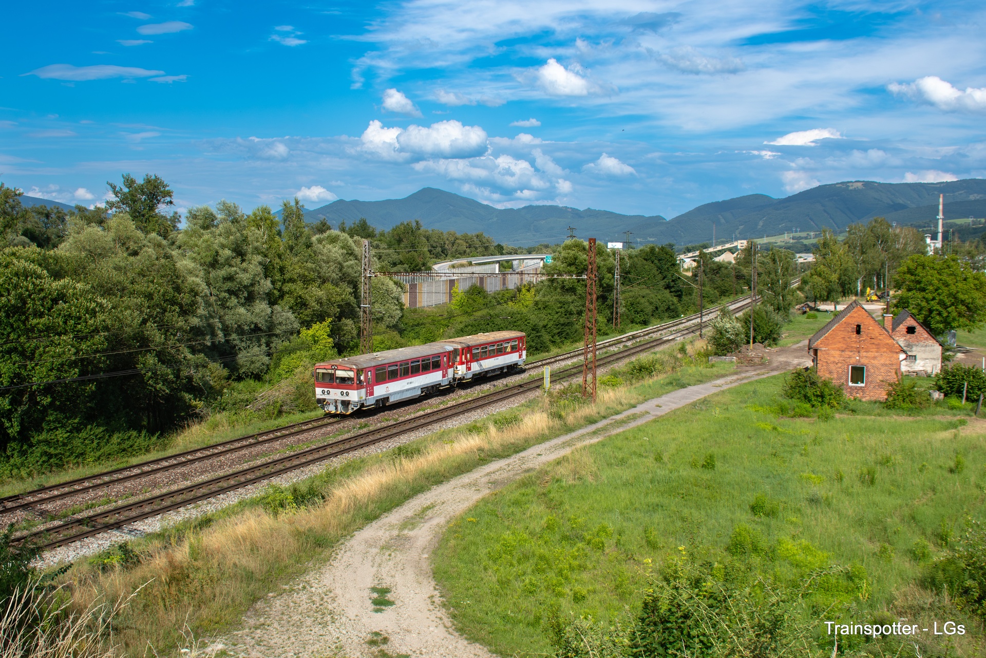 Vagonka Studenka ZSSK 811 – foto 6