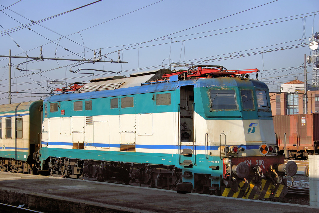 FS E424N – Foto 14
