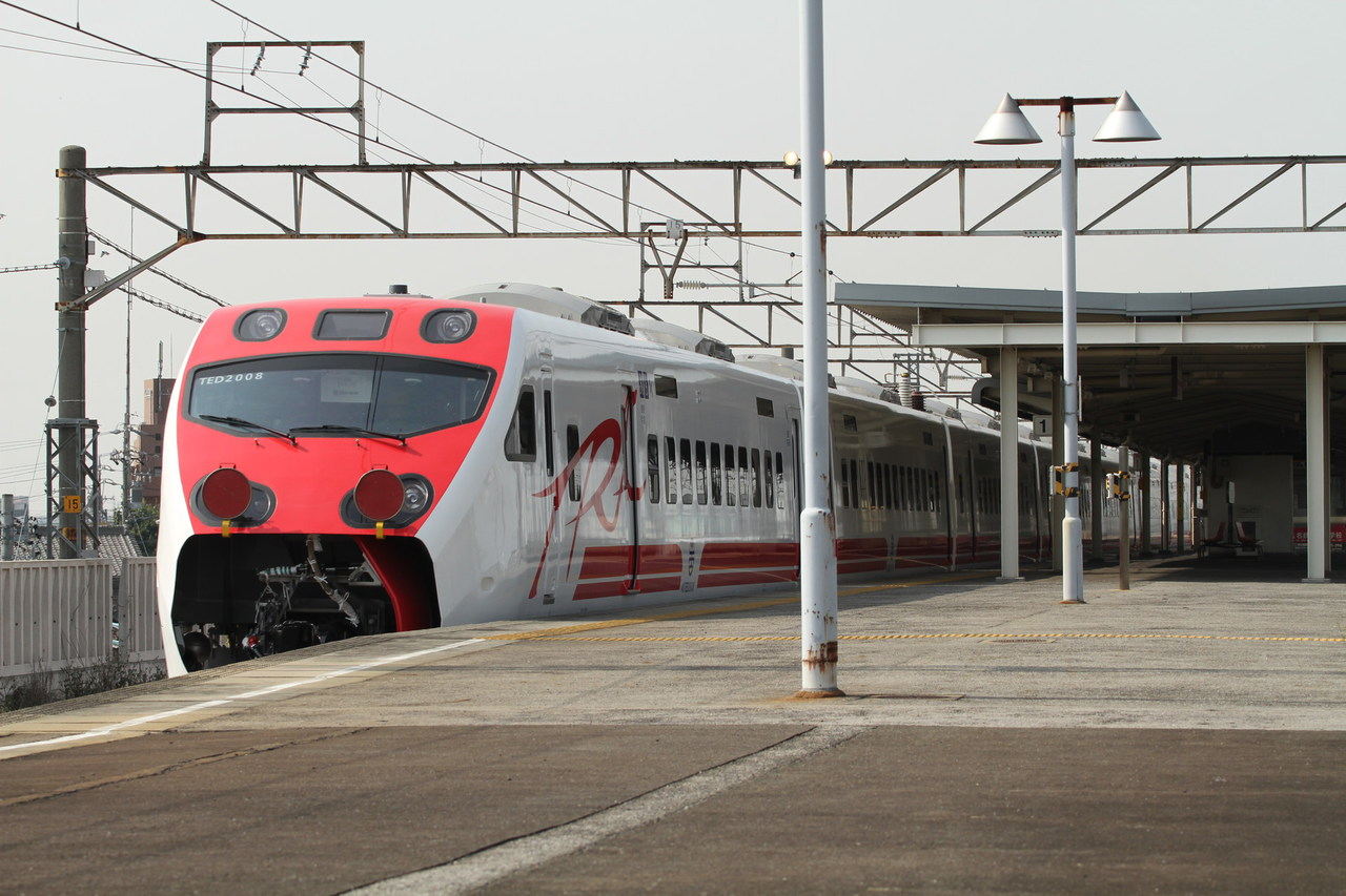 Nippon Sharyo TEMU2000 – photo 10