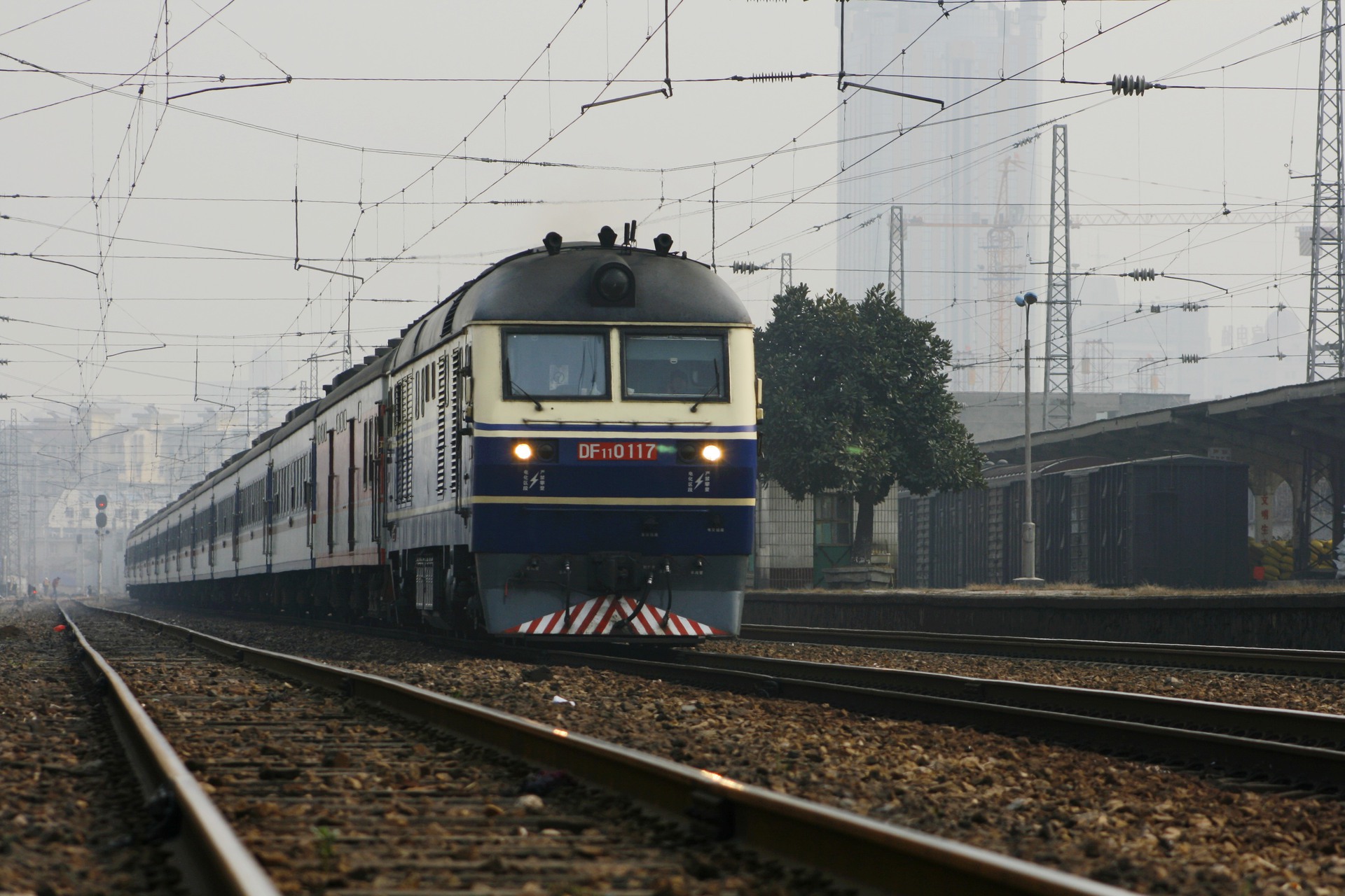 CRRC Qishuyan DF11 – foto 14