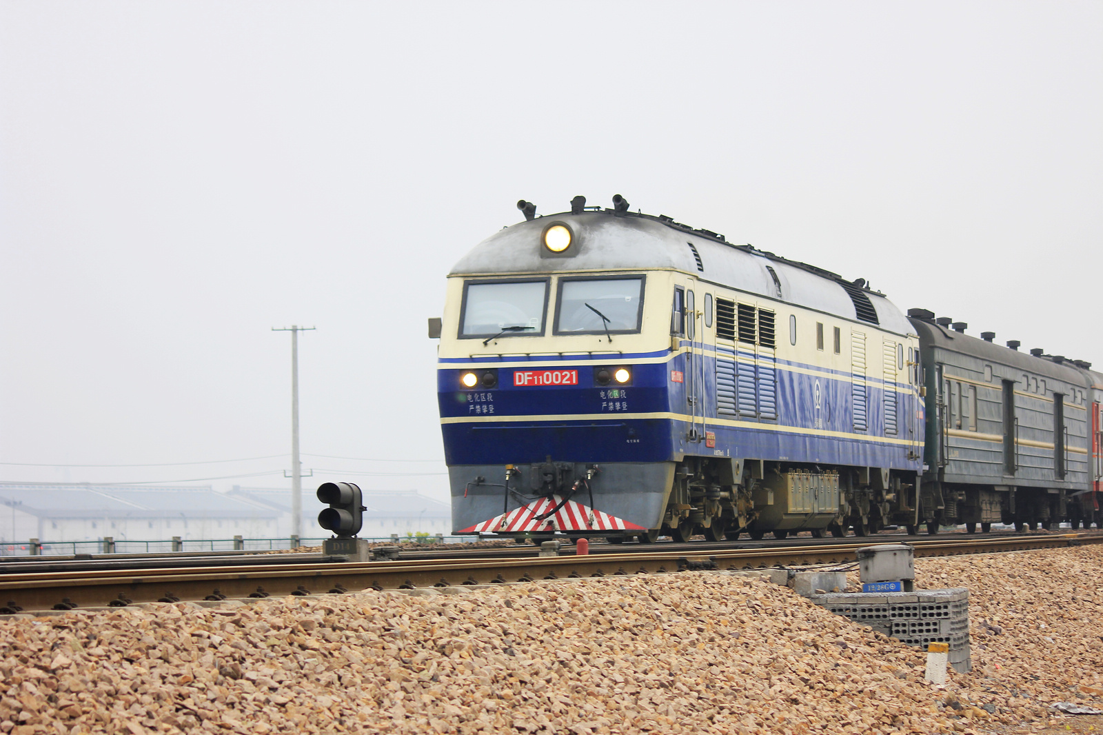 CRRC Qishuyan DF11 – foto 10