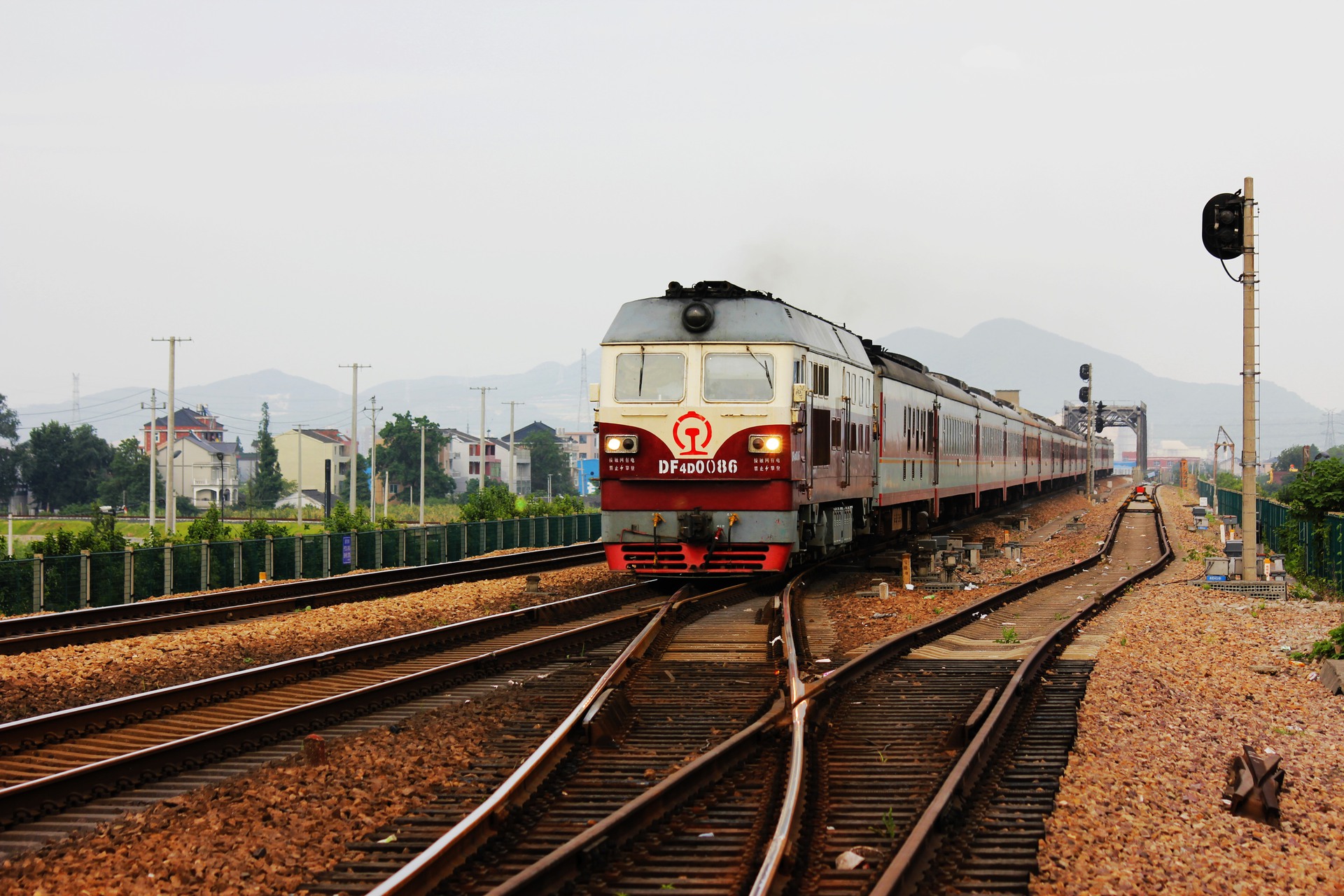 CRRC Dalian DF4D – photo 24