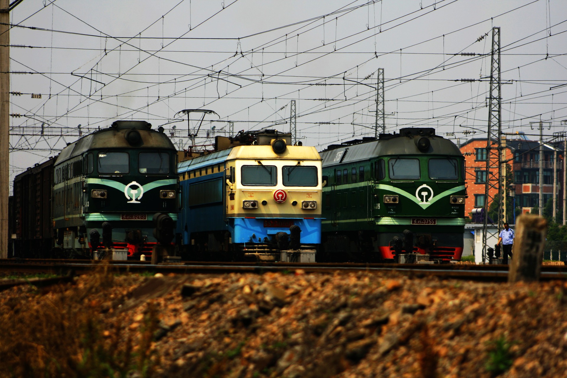 CRRC Qingdao Sifang DF4B – photo 22