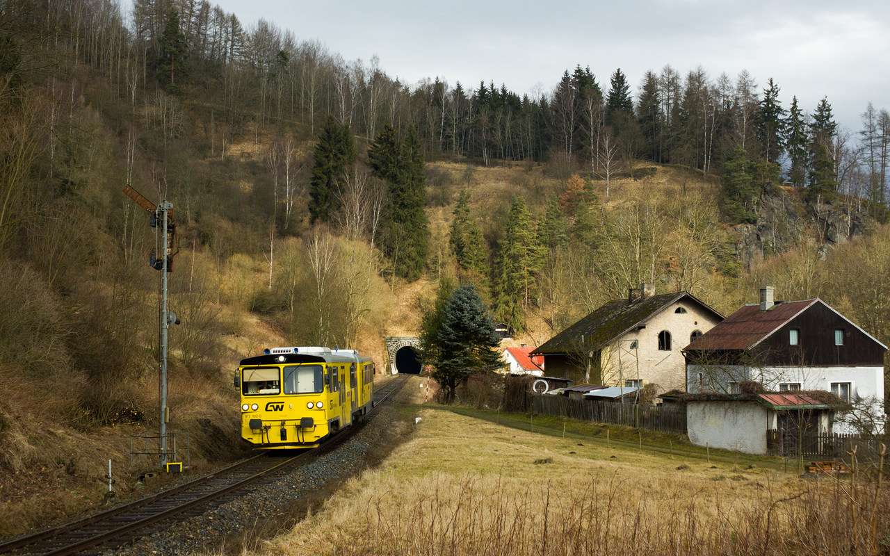 Vagonka Studenka ZSSK 913 – photo 7