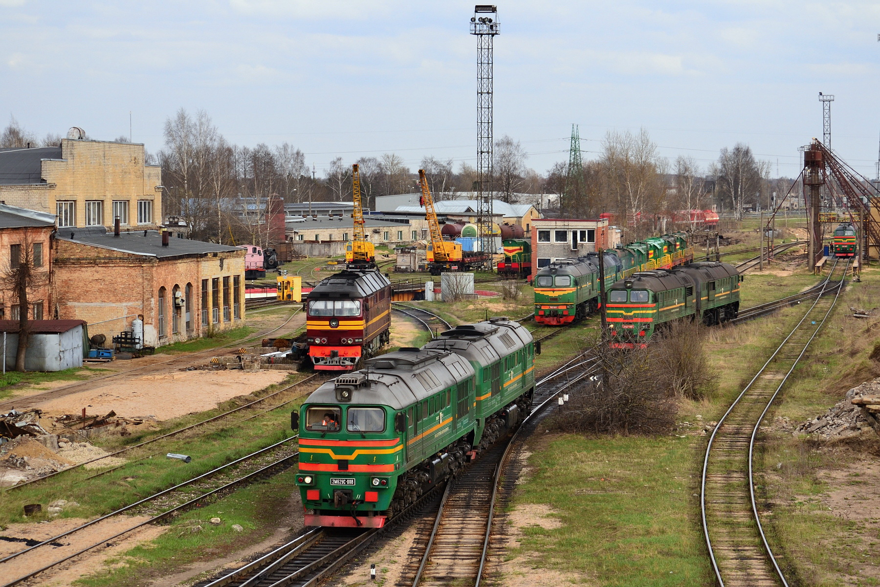 Luhanskteplovoz 2M62UC – foto 4