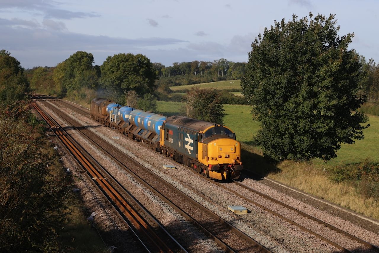 English Electric 37/4 – photo 11