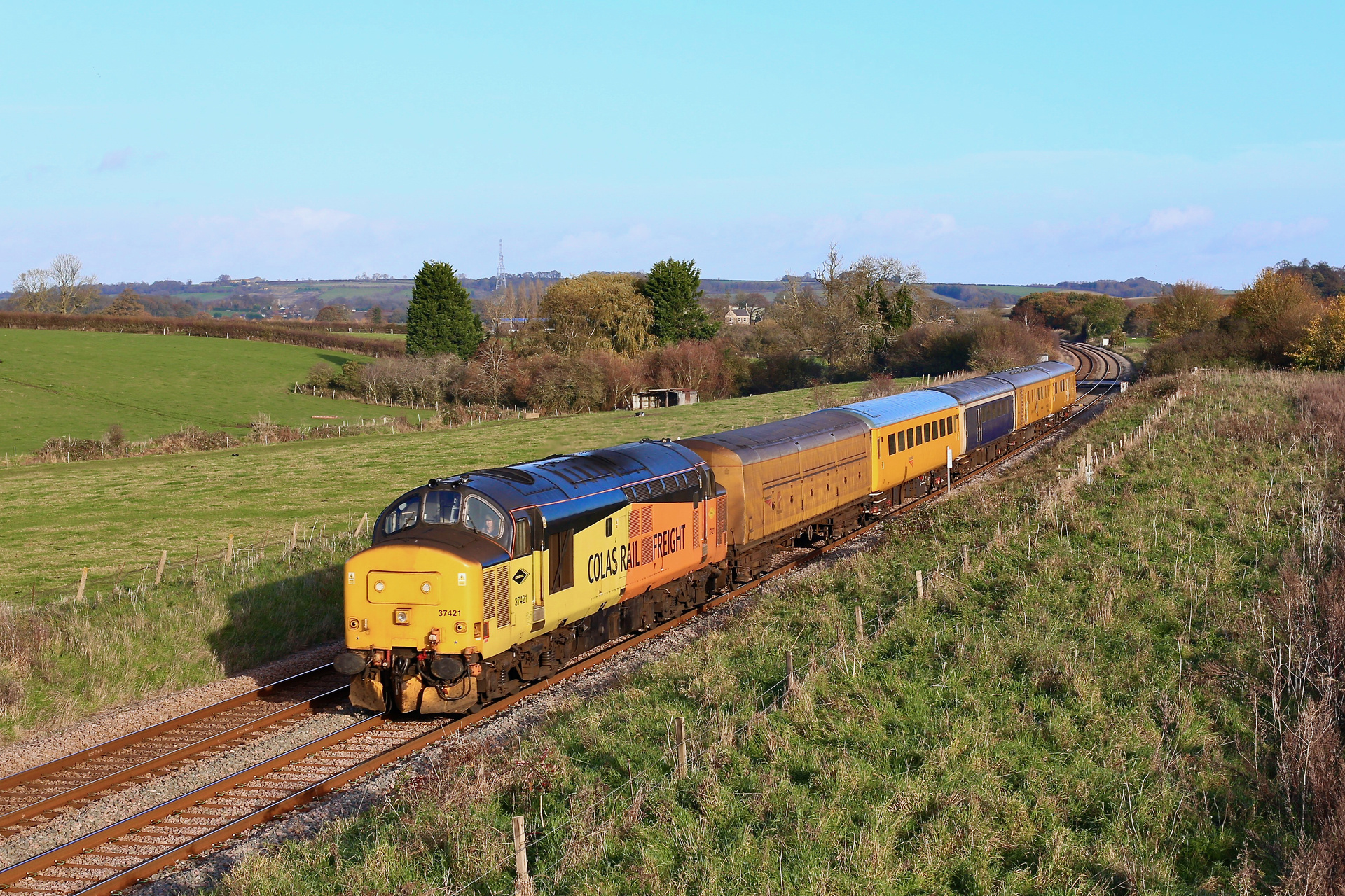 English Electric 37/4 – photo 5