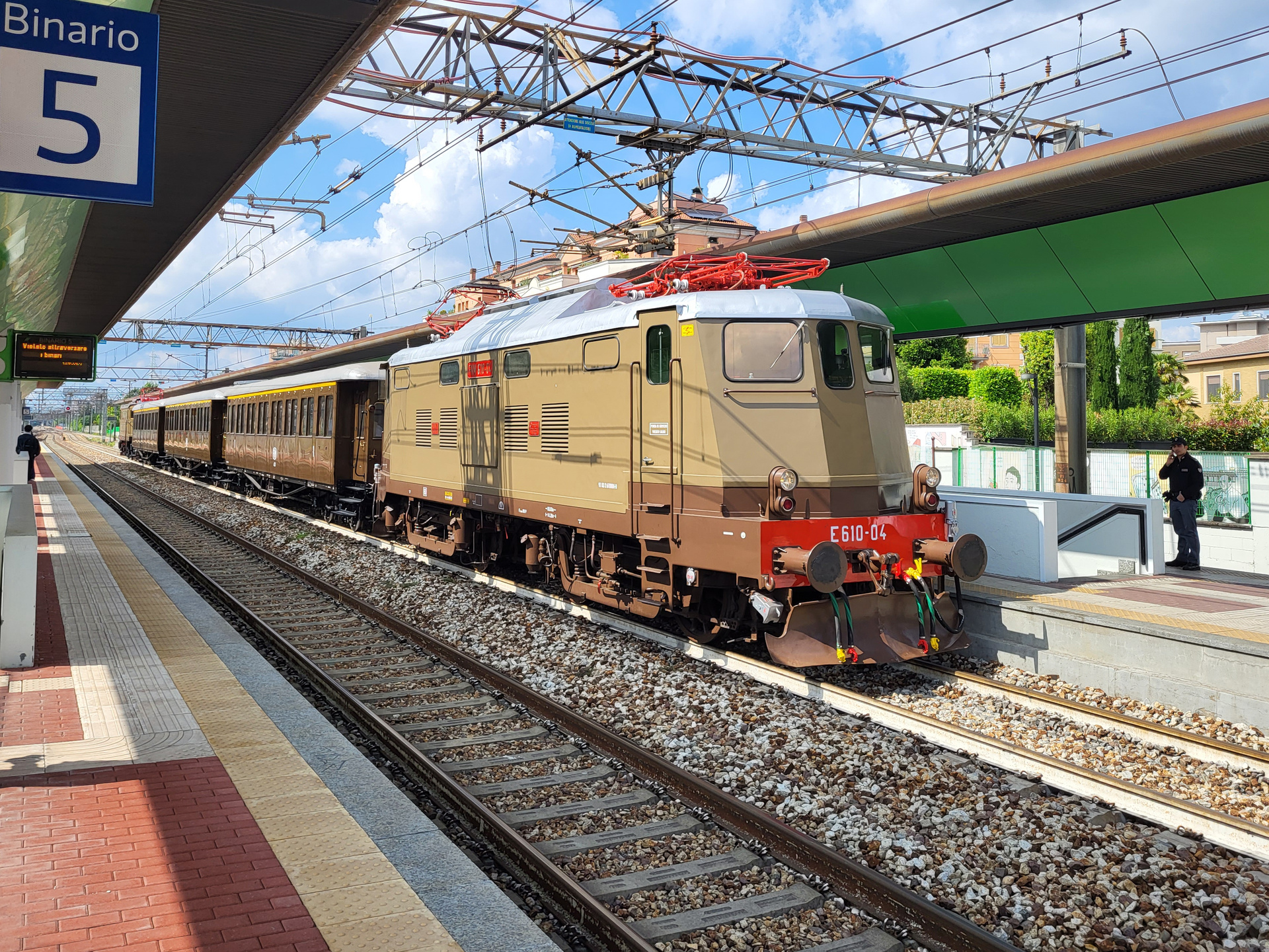 OM FNM E610 – photo 18