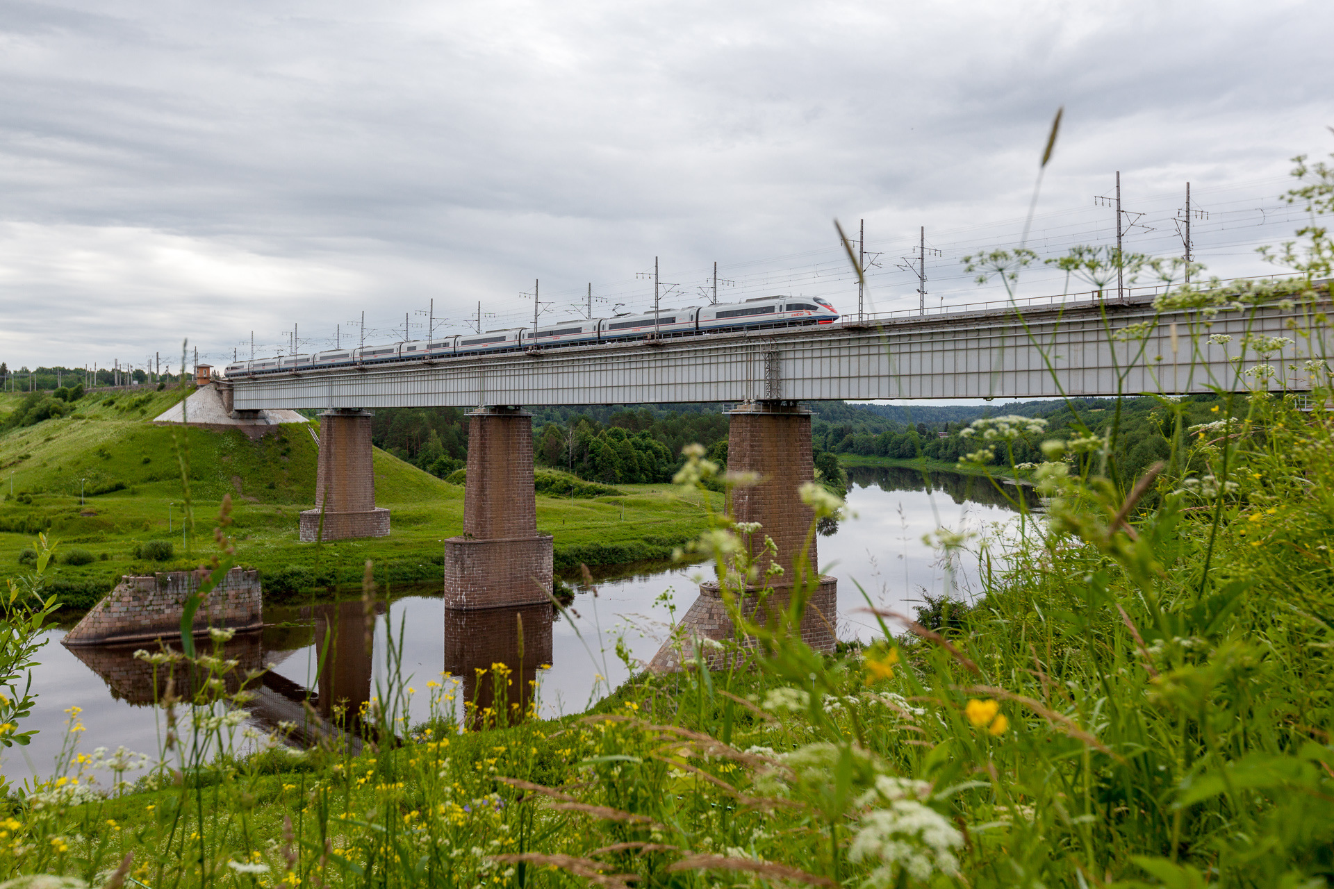 Siemens Velaro RUS (AC-DC) – photo 8