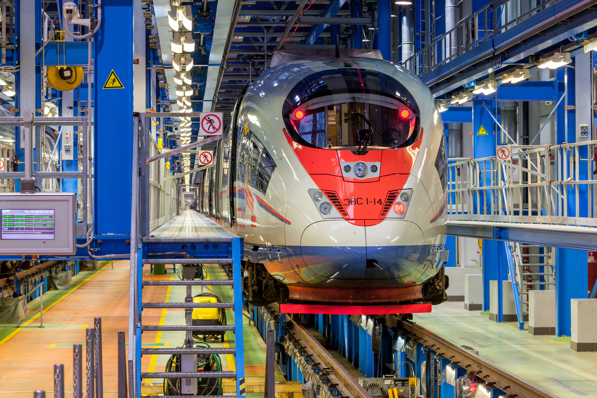Siemens Velaro RUS (DC) – photo 9