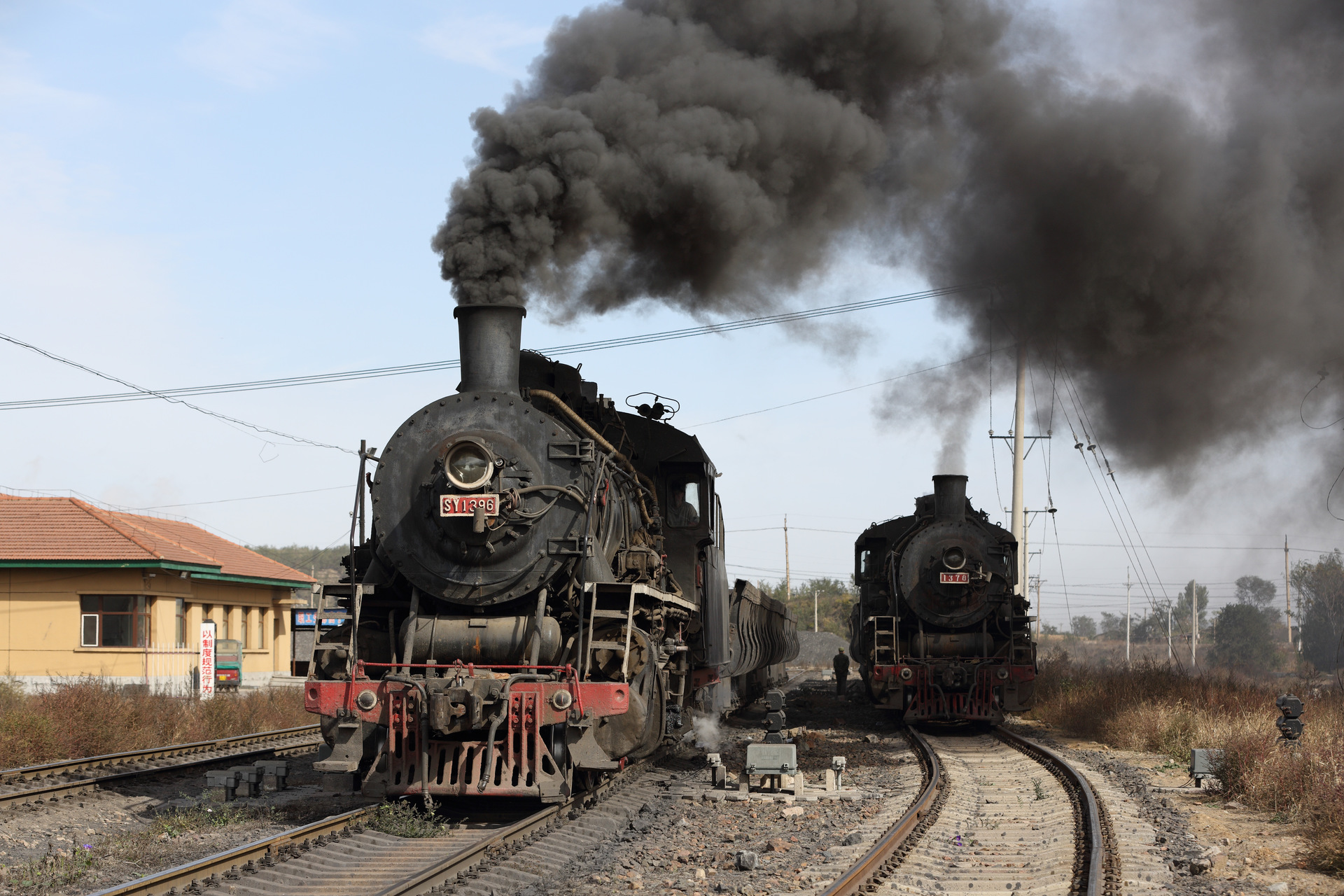 CRRC Changchun Railway Vehicles CR SY – photo 5
