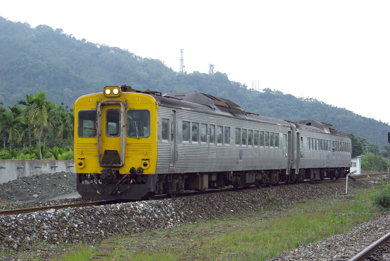 Tokyu Car TRA DR2700 – foto 3