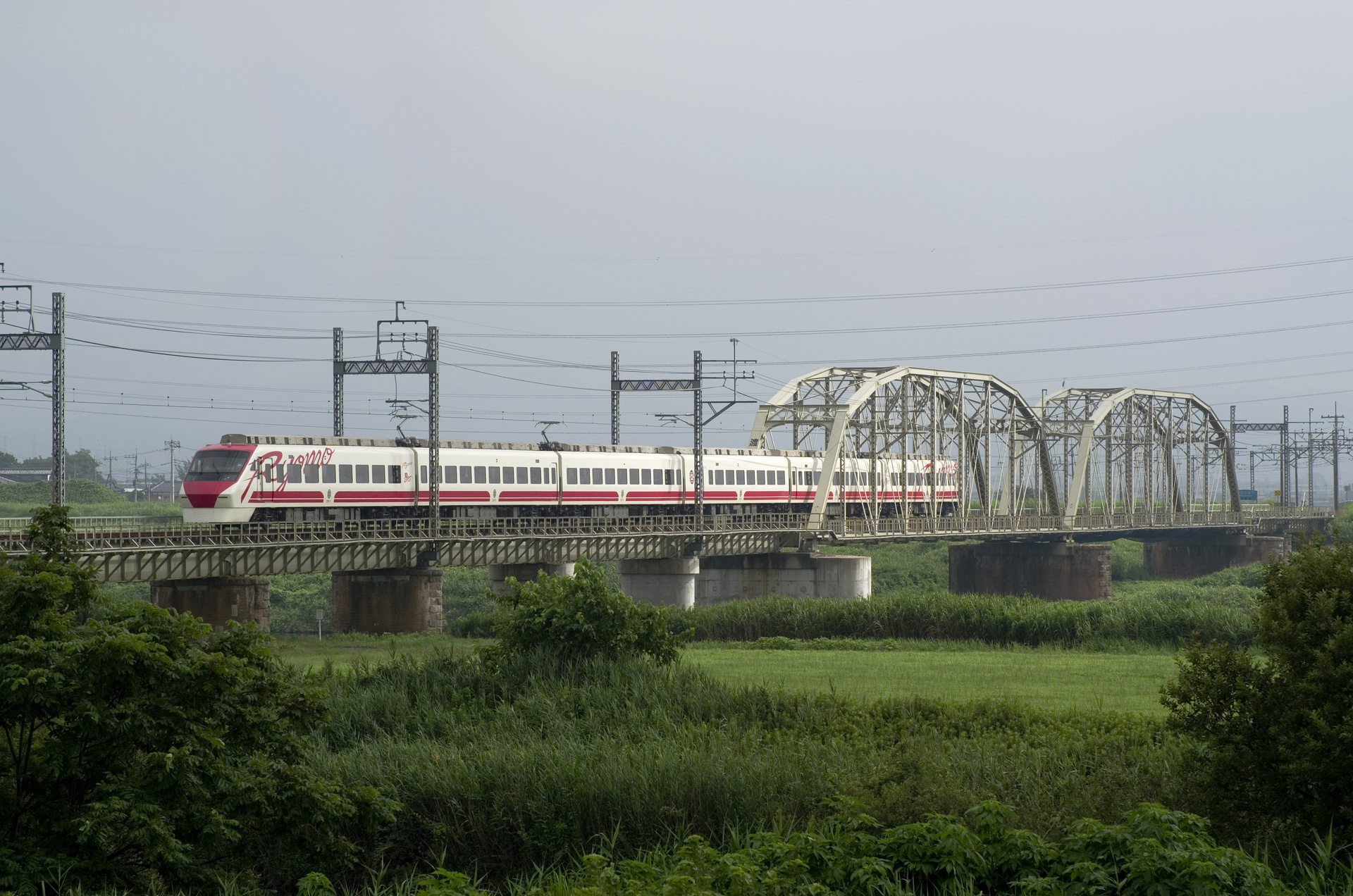 Alna Tobu 200 series – foto 3