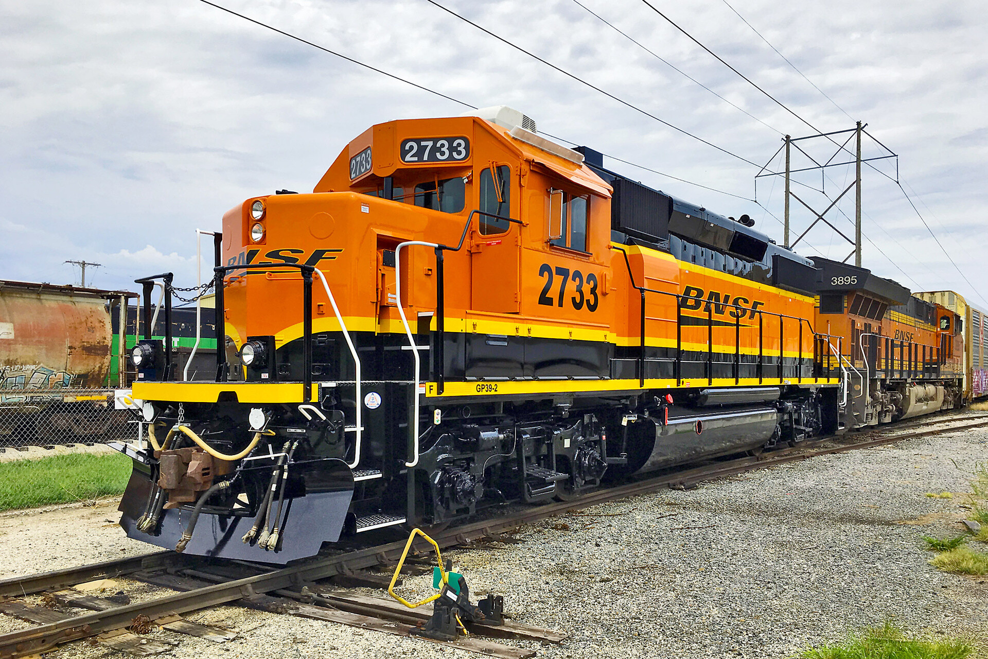 EMD GP39-2 – photo 13