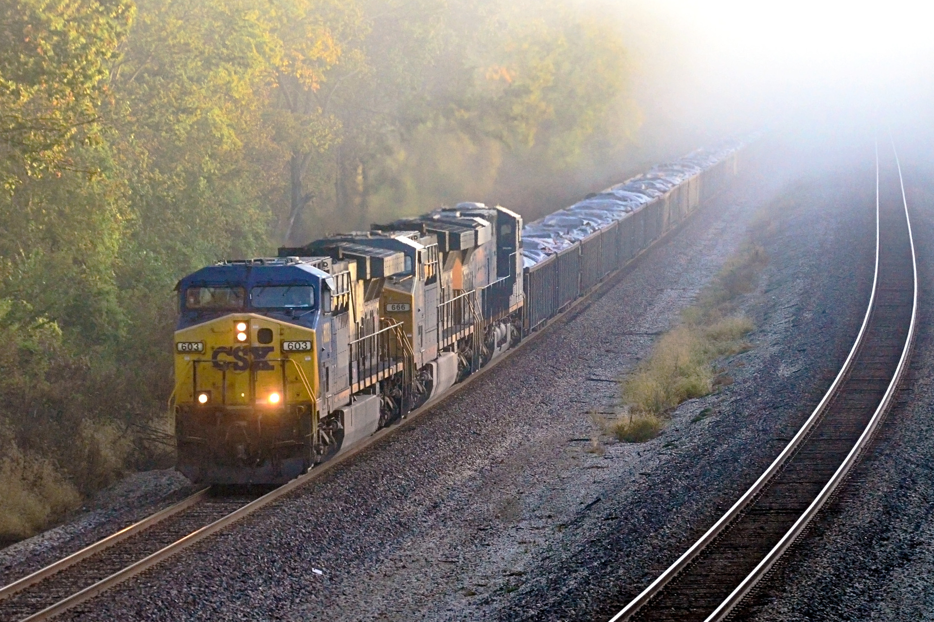 GE AC6000CW – photo 11