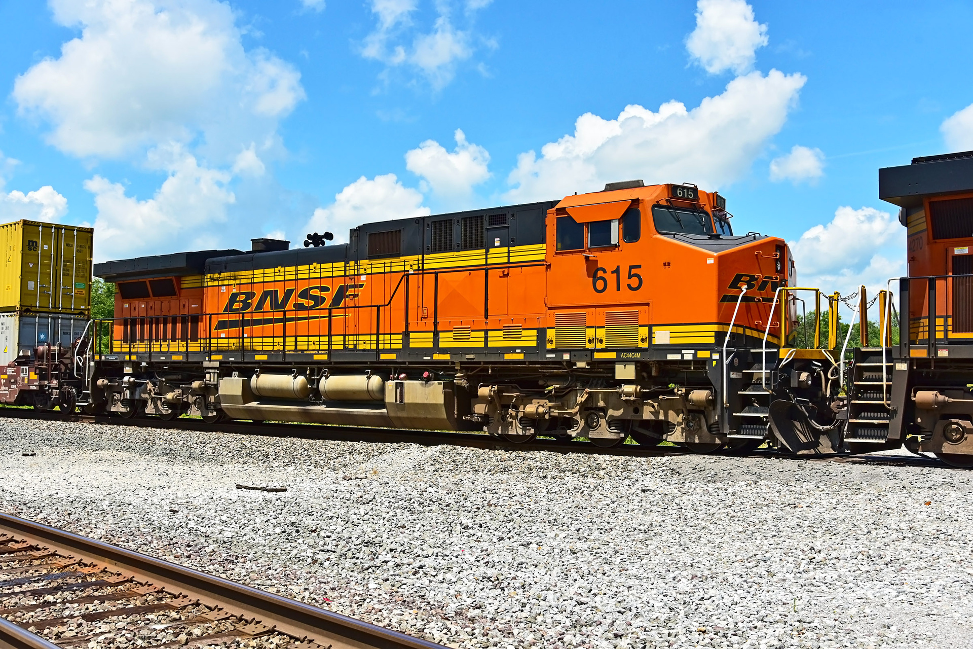 GE AC44C4M – photo 13