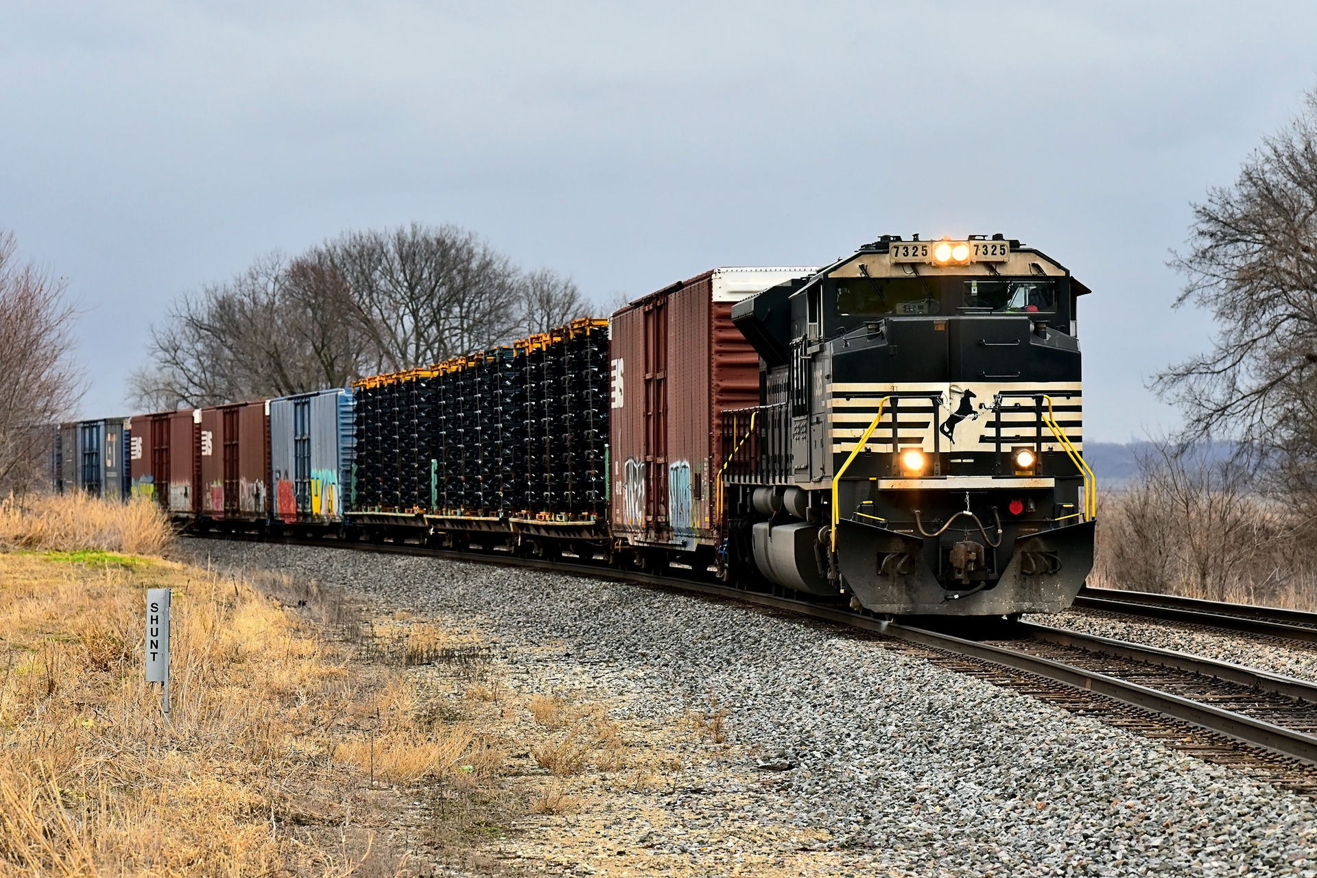 EMD SD70ACu – photo 7