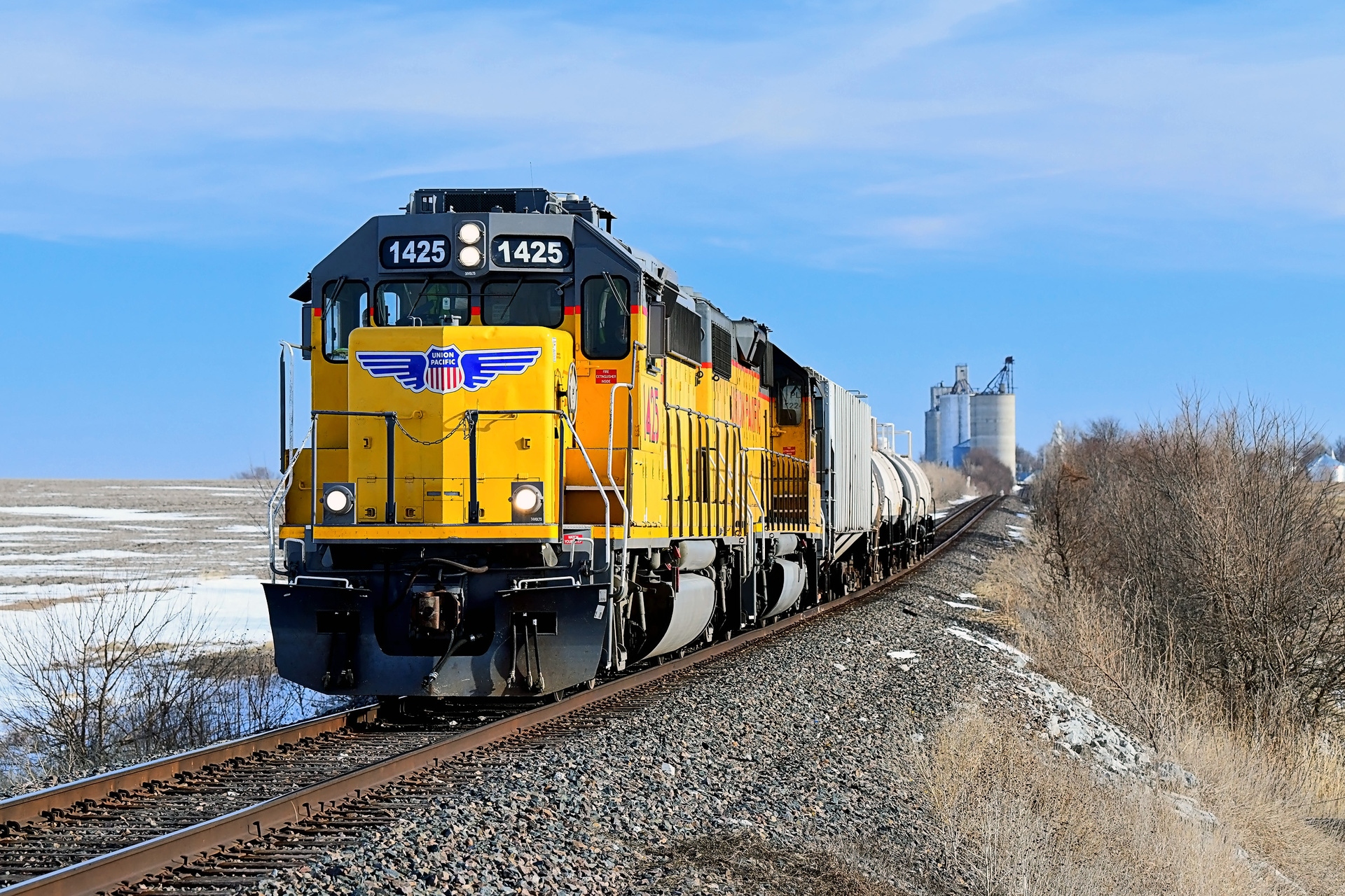 EMD GP40-2 – photo 19