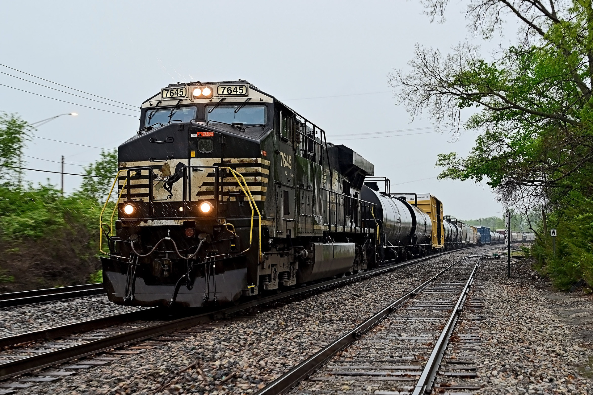 GE ES44DC – photo 20