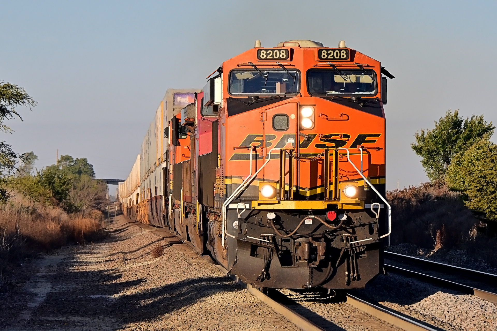 GE ES44C4 – photo 24