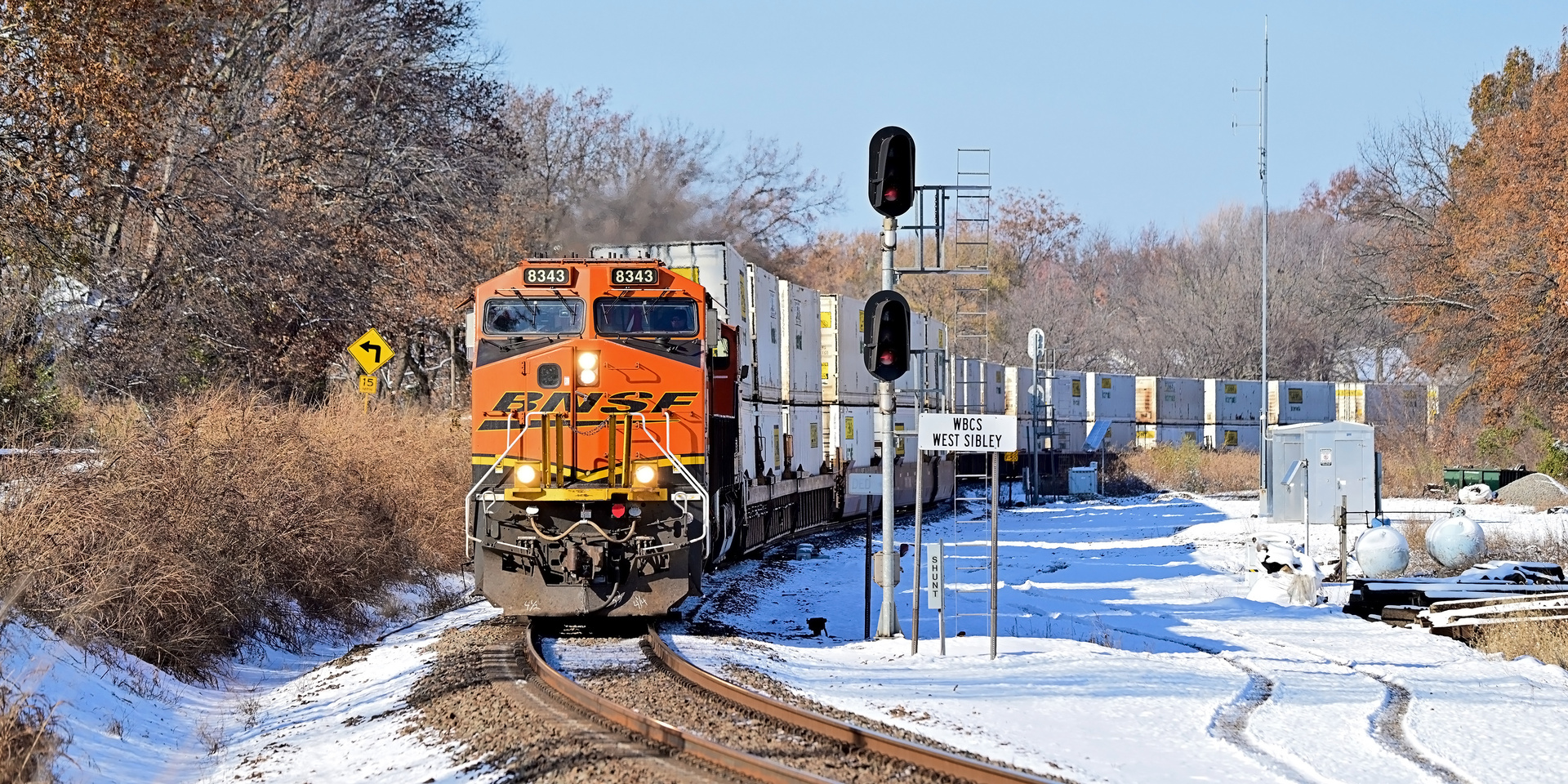 GE ES44C4 – photo 19