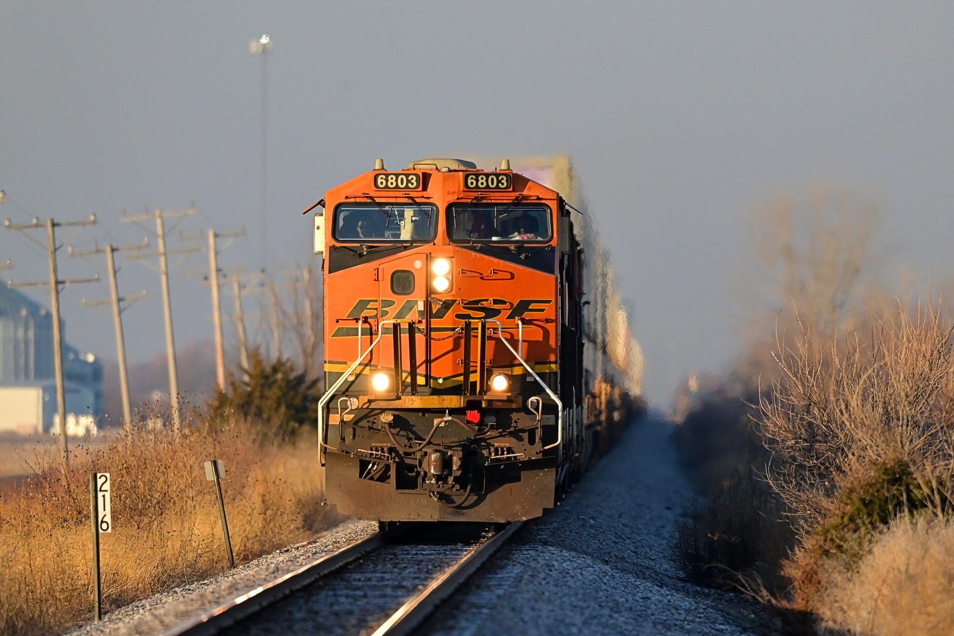 GE ES44C4 – photo 16