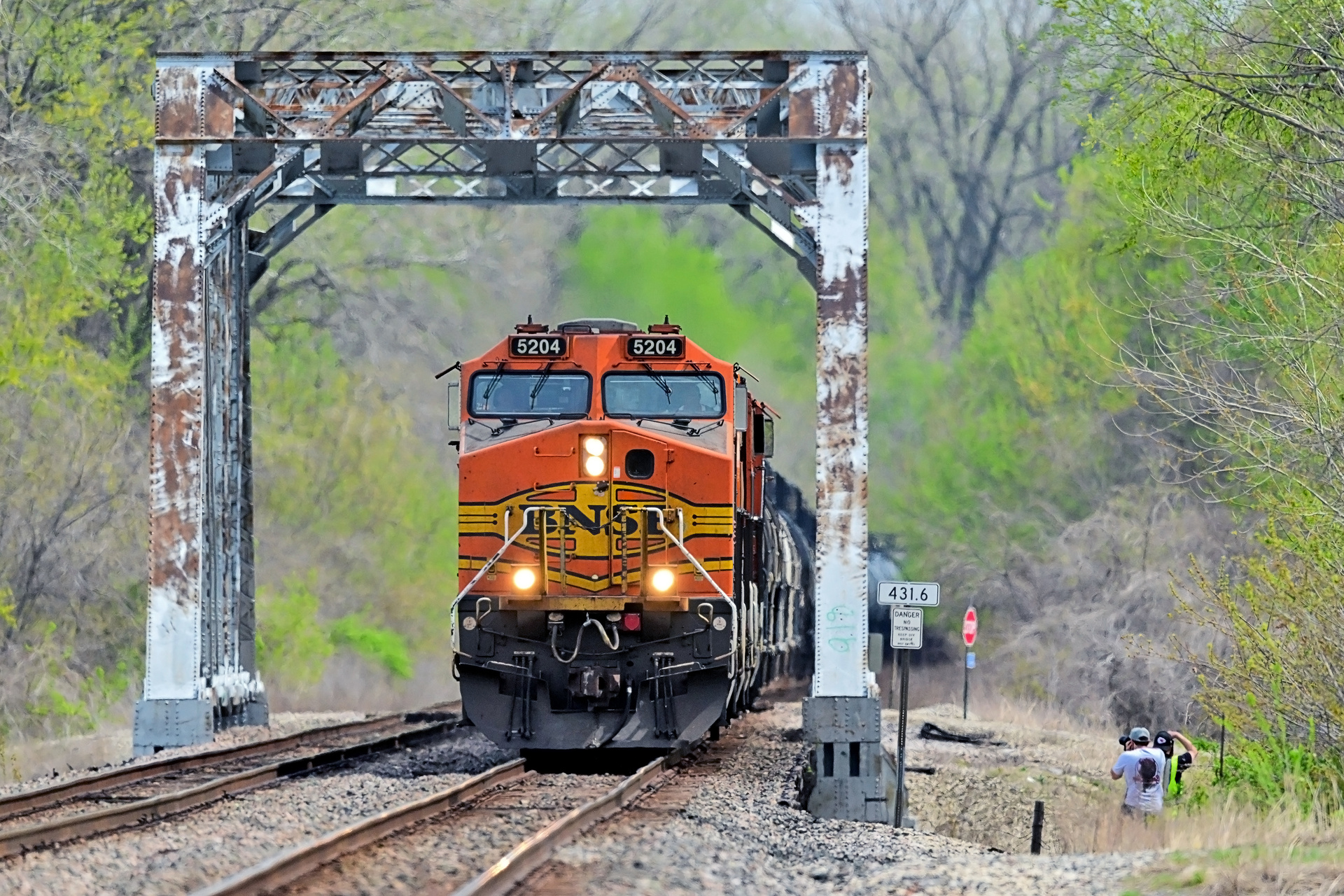 GE Dash 9-44CW – photo 6