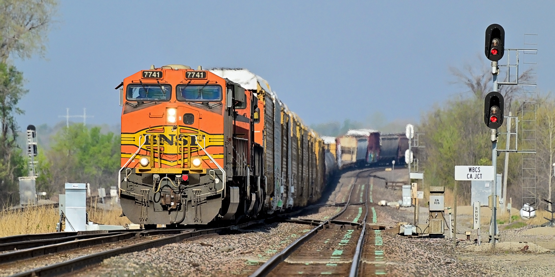 GE ES44DC – photo 4