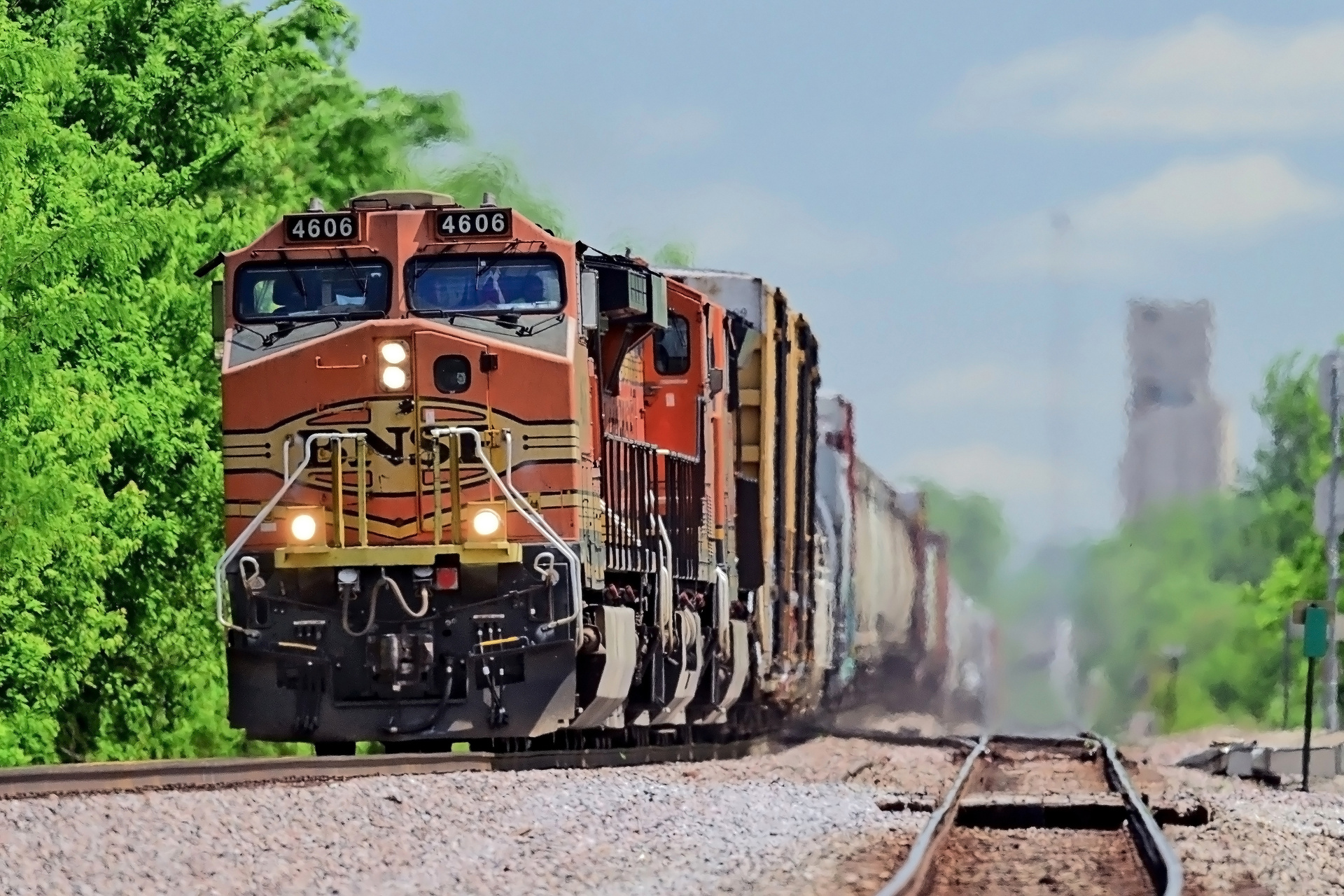 GE Dash 9-44CW – photo 4