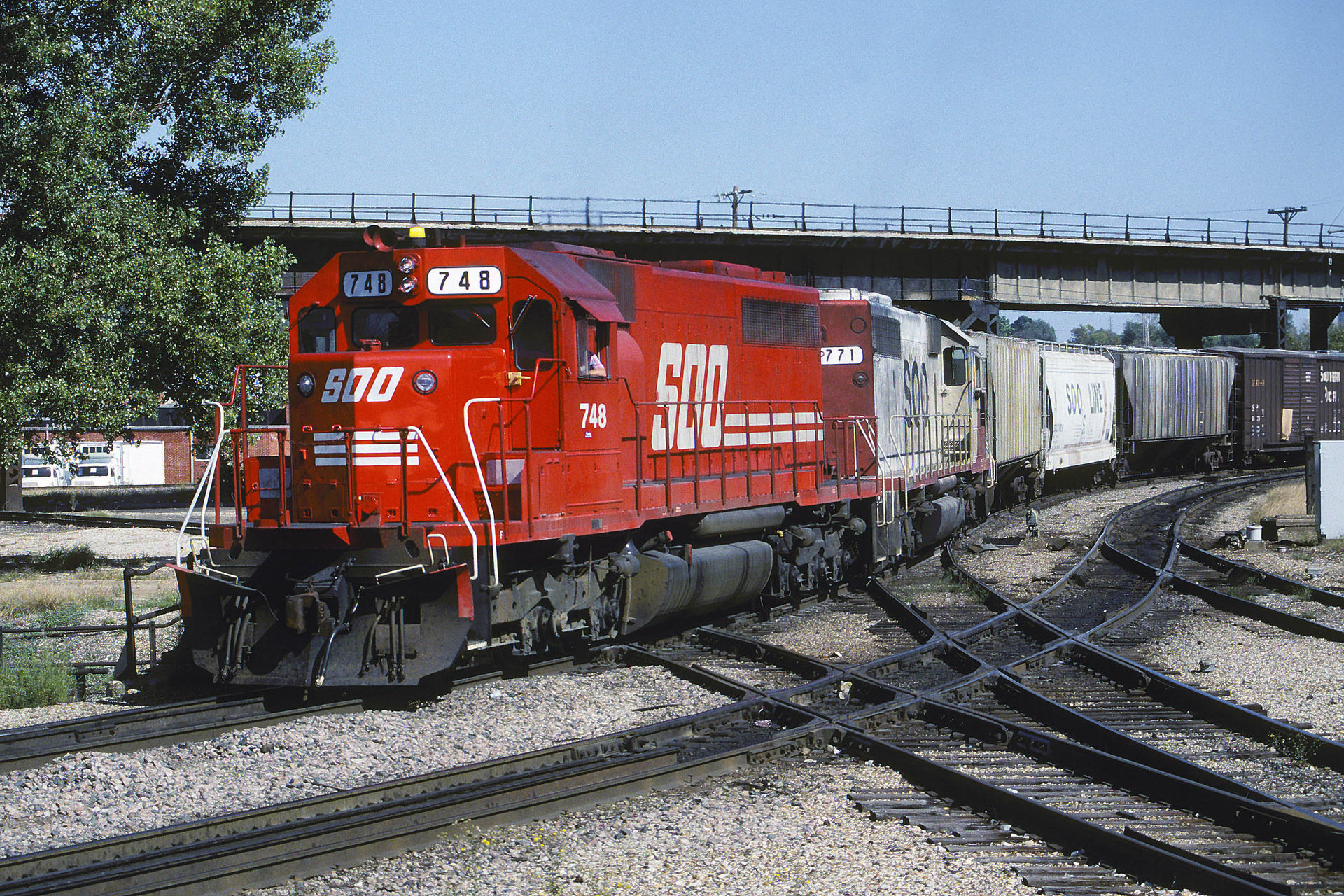 GMD SD40 – photo 18