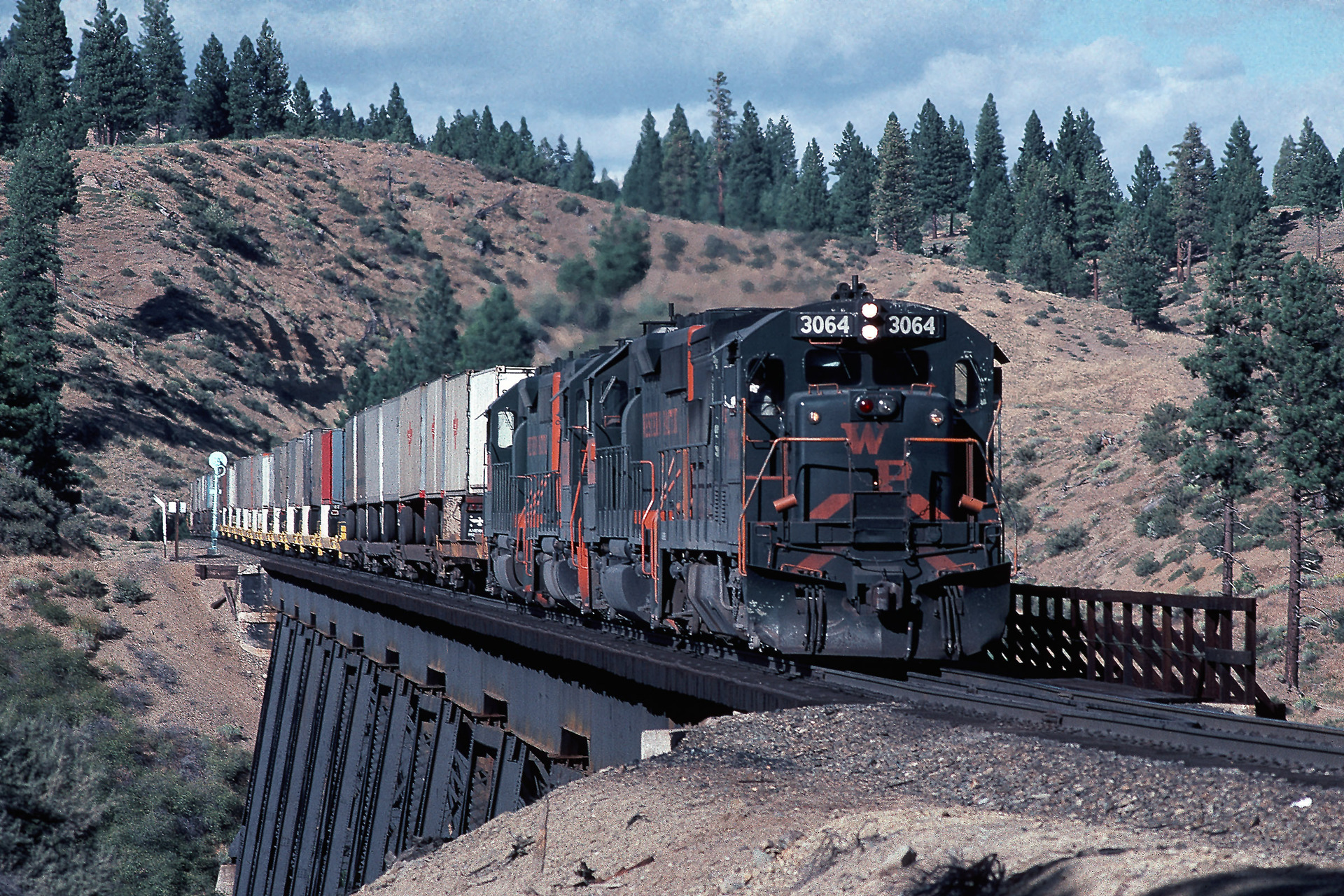 GE U30B – photo 5