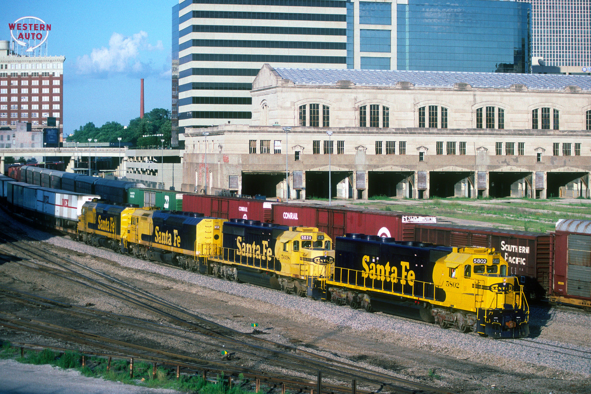 EMD SD45-2u – photo 4