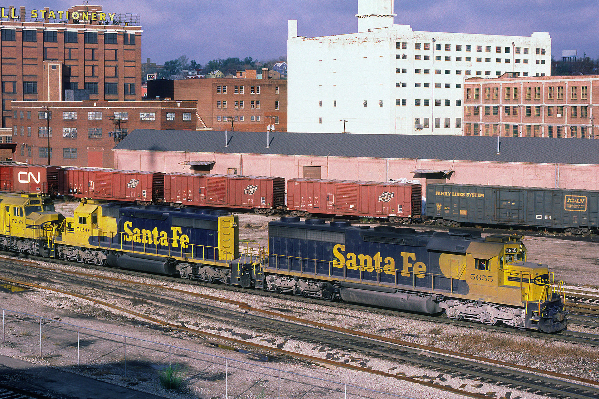 EMD SD45-2u – photo 10