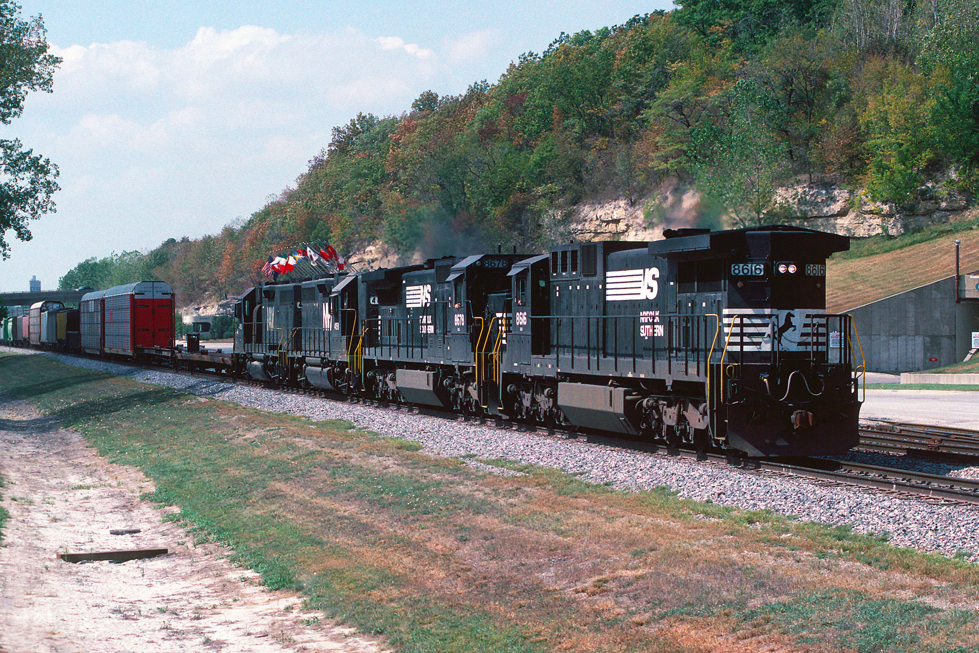 GE C39-8 – photo 13