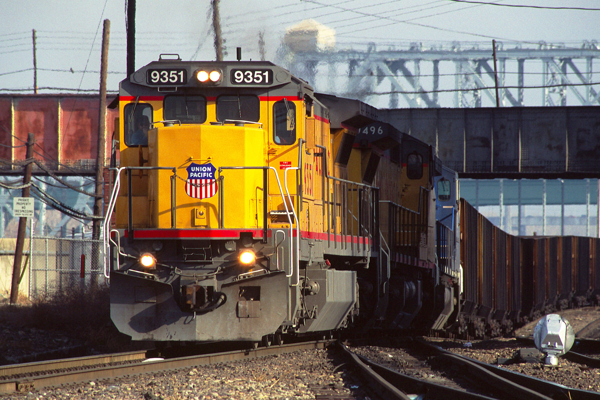 GE Dash 8-40C – photo 22
