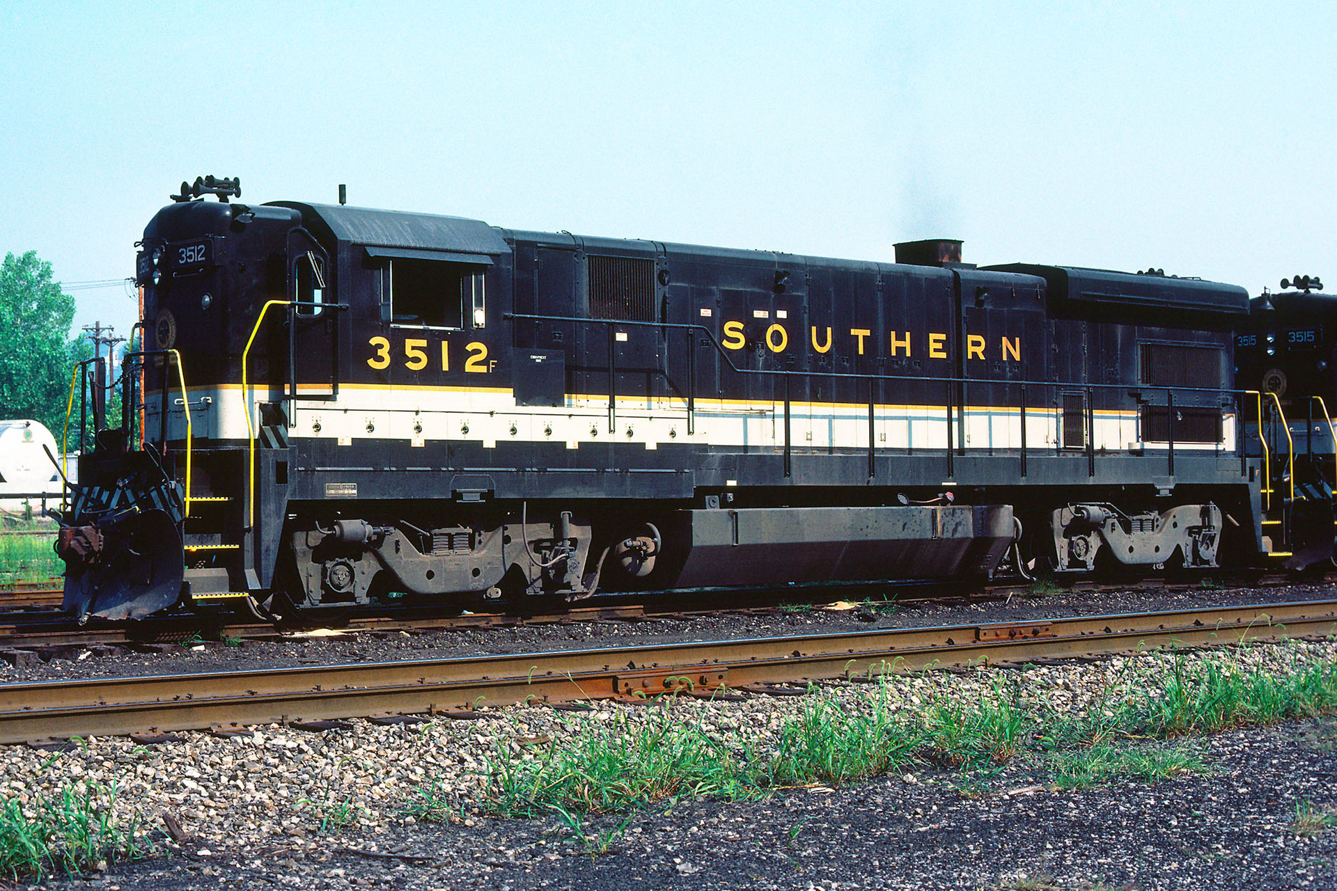 GE B30-7 – photo 16