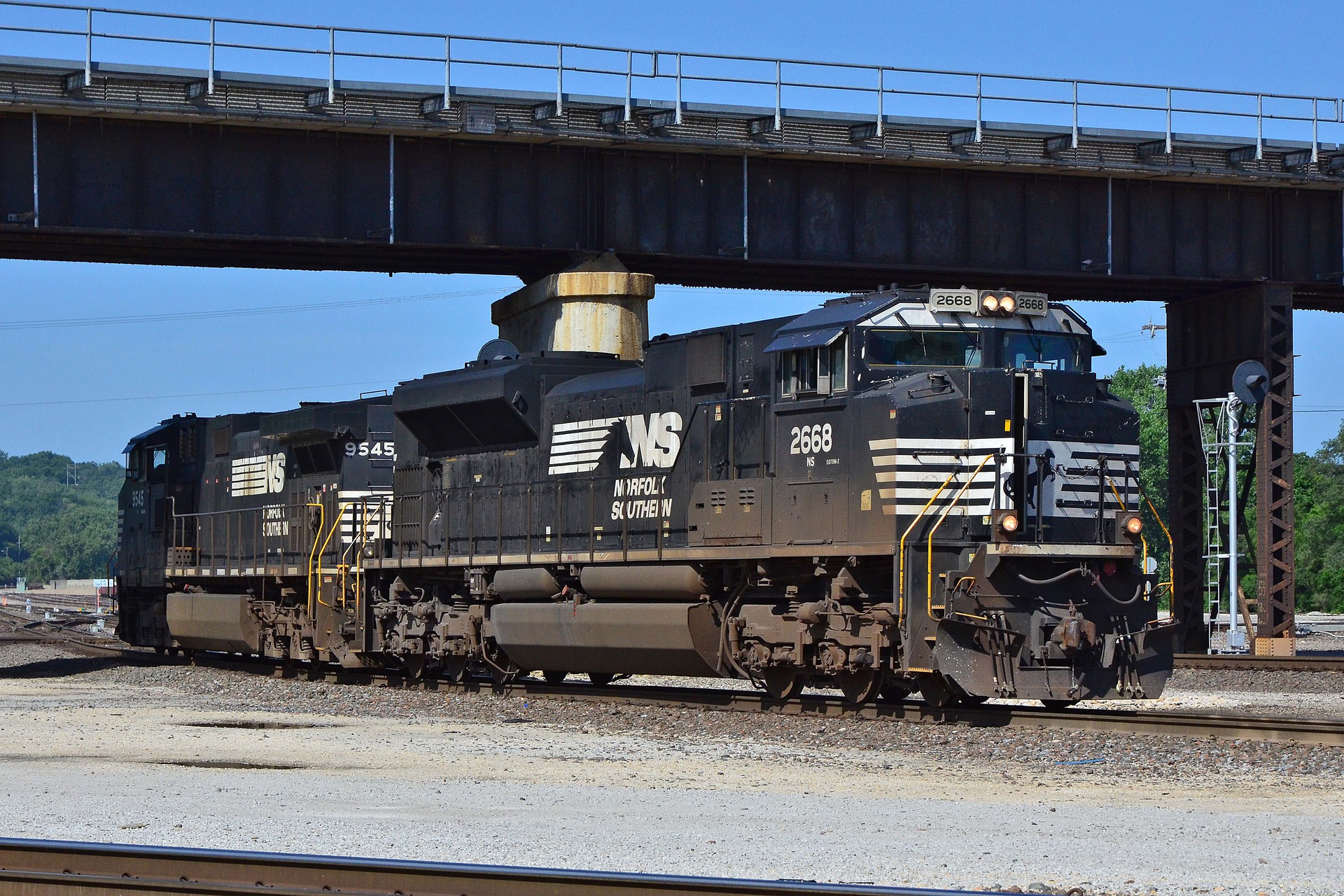 EMD SD70M-2 – photo 24