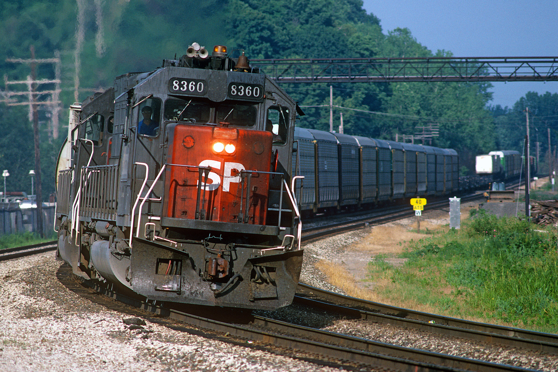EMD SD40T-2 – foto 19