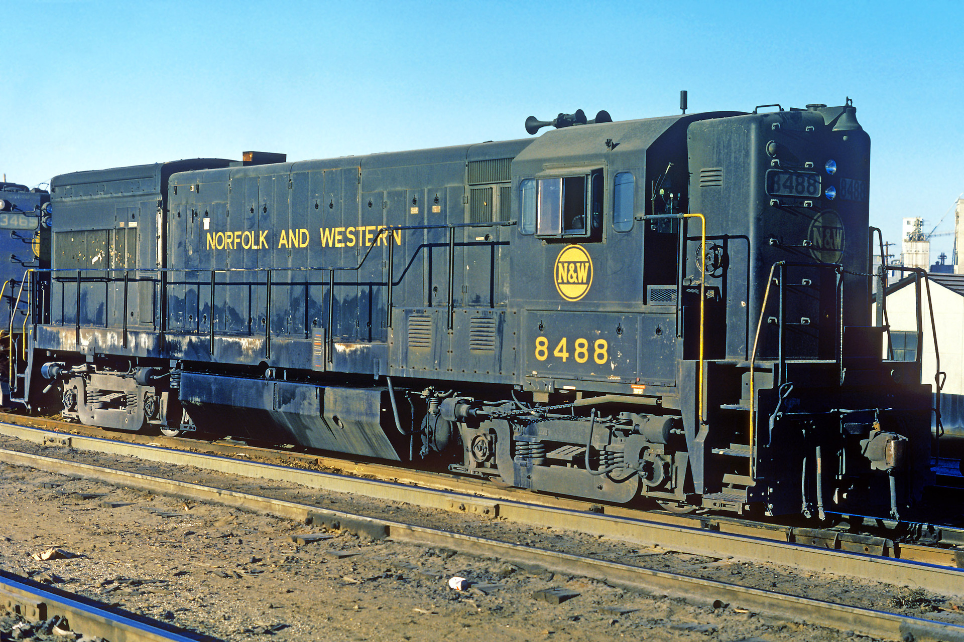 GE U30B – photo 10