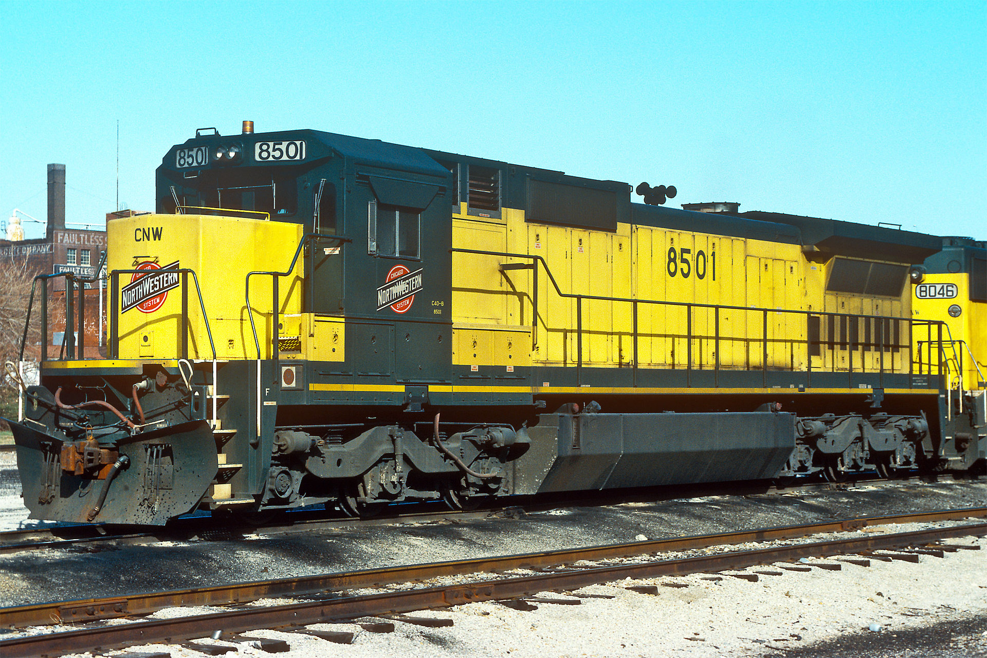 GE Dash 8-40C – photo 23