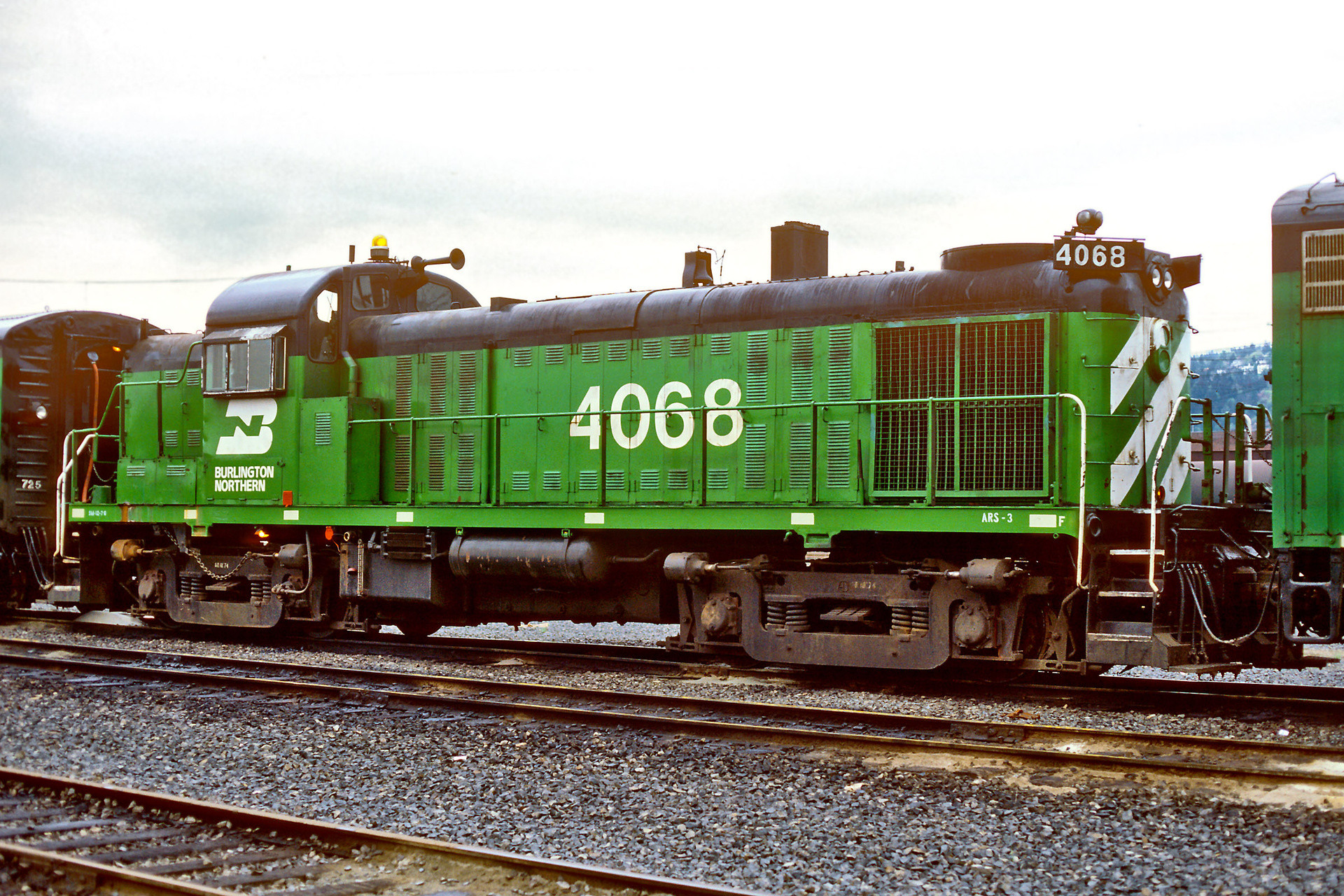 MLW RS-3 – photo 5