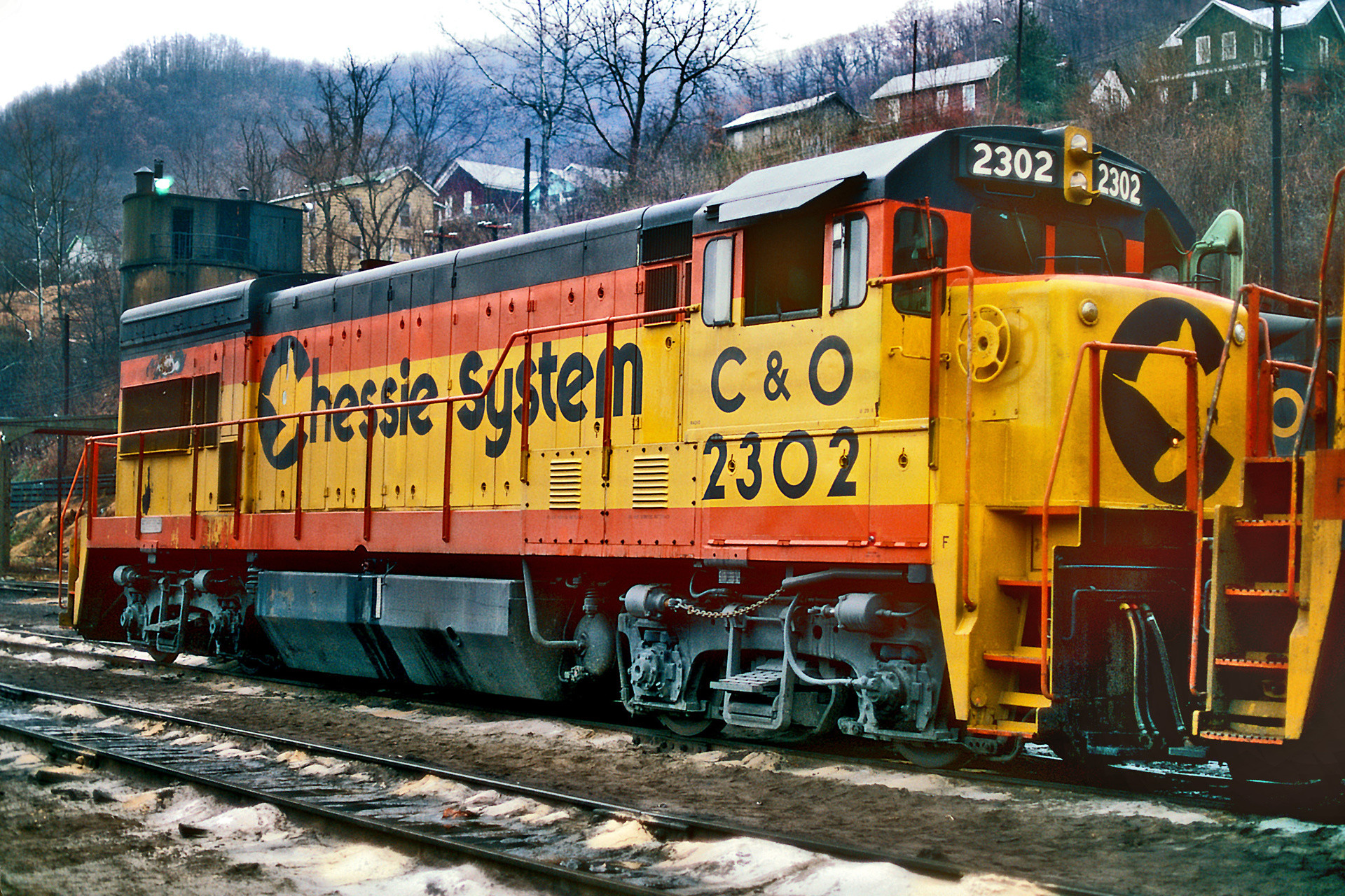 GE U23B – photo 9