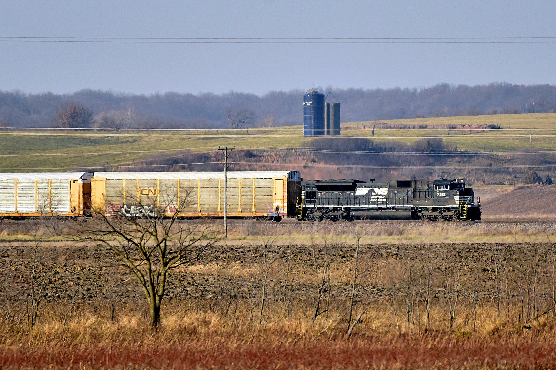 EMD SD70ACu – photo 24