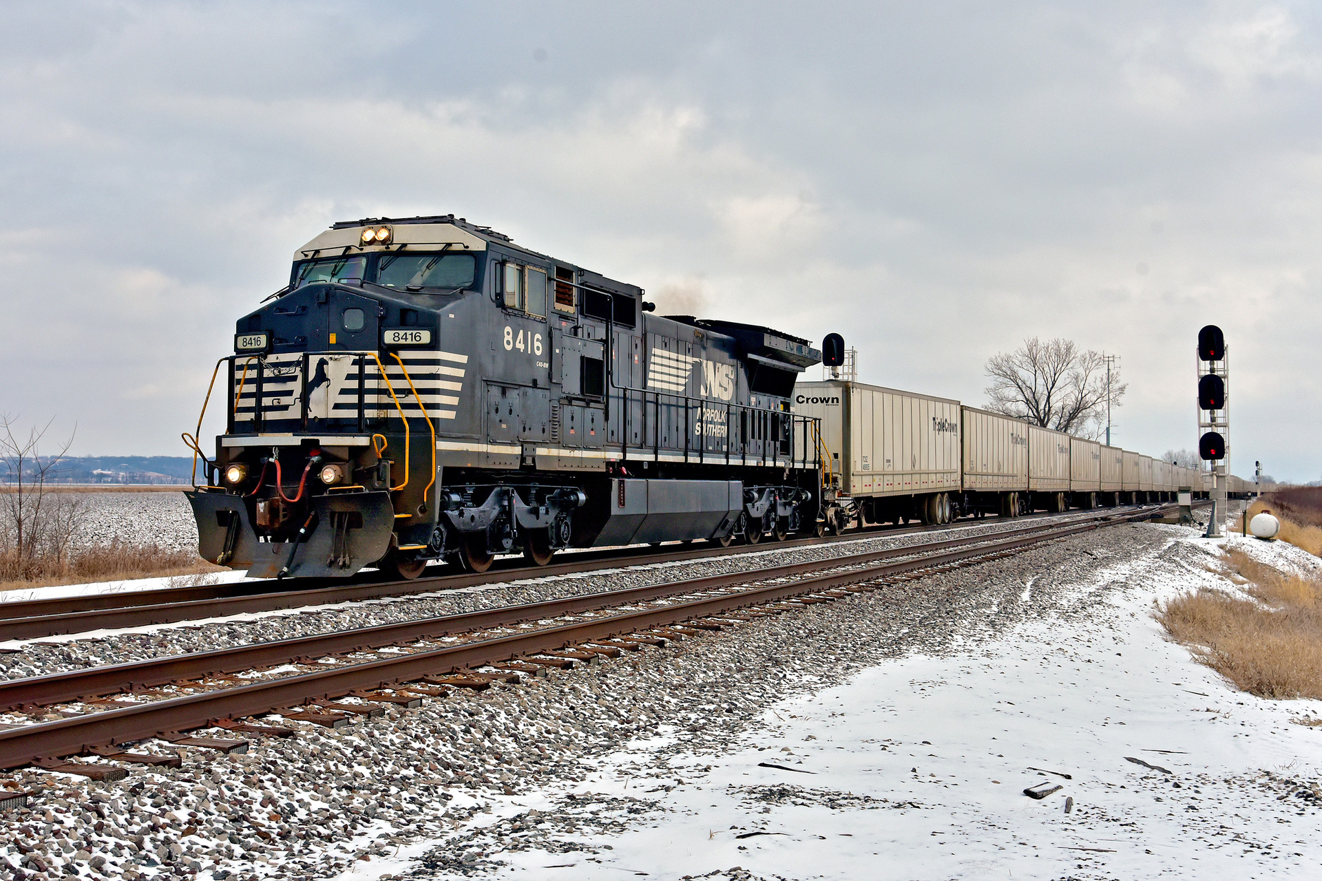 GE Dash 9-40CW – photo 5