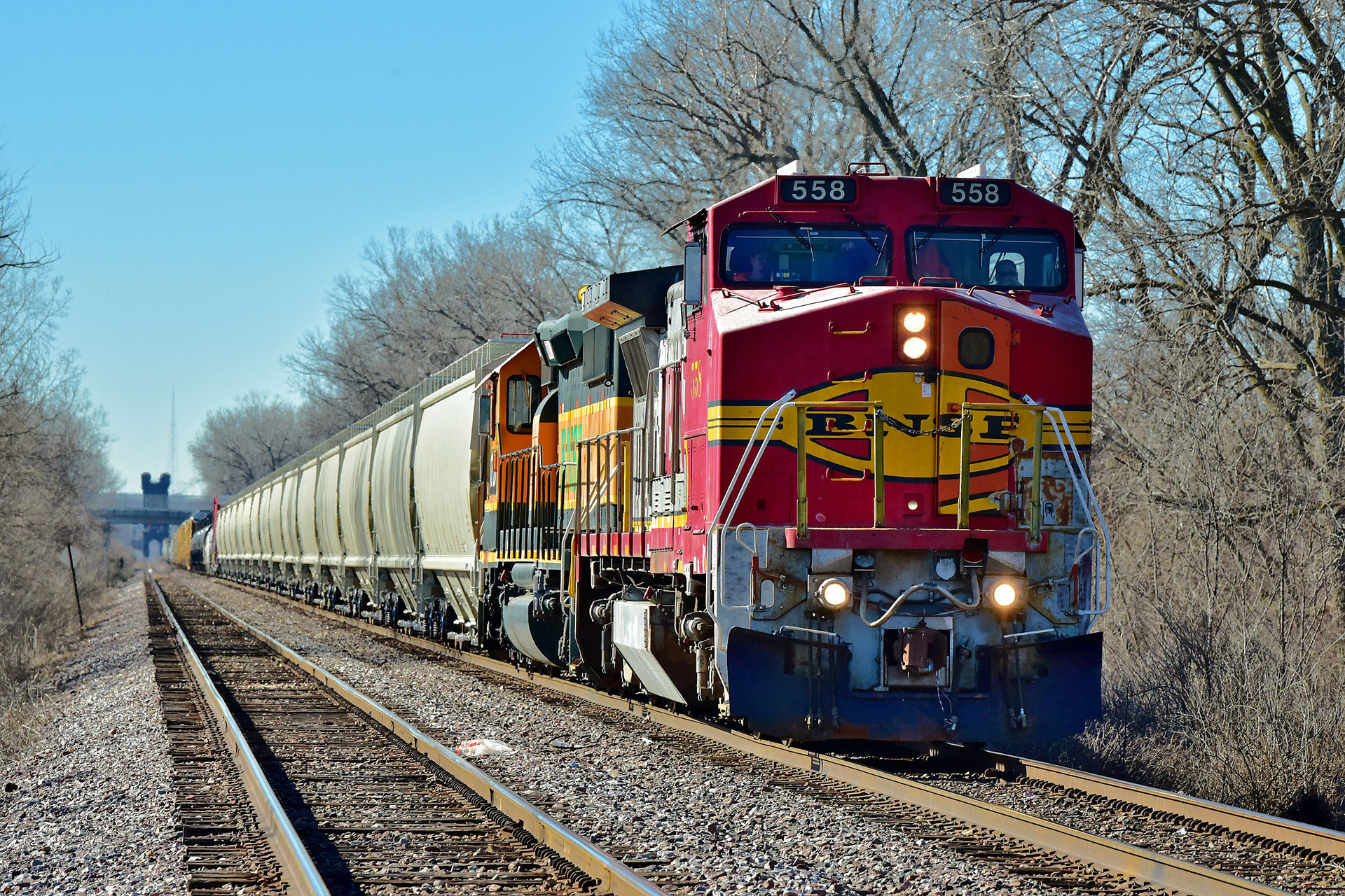 GE Dash 8-40BW – photo 6