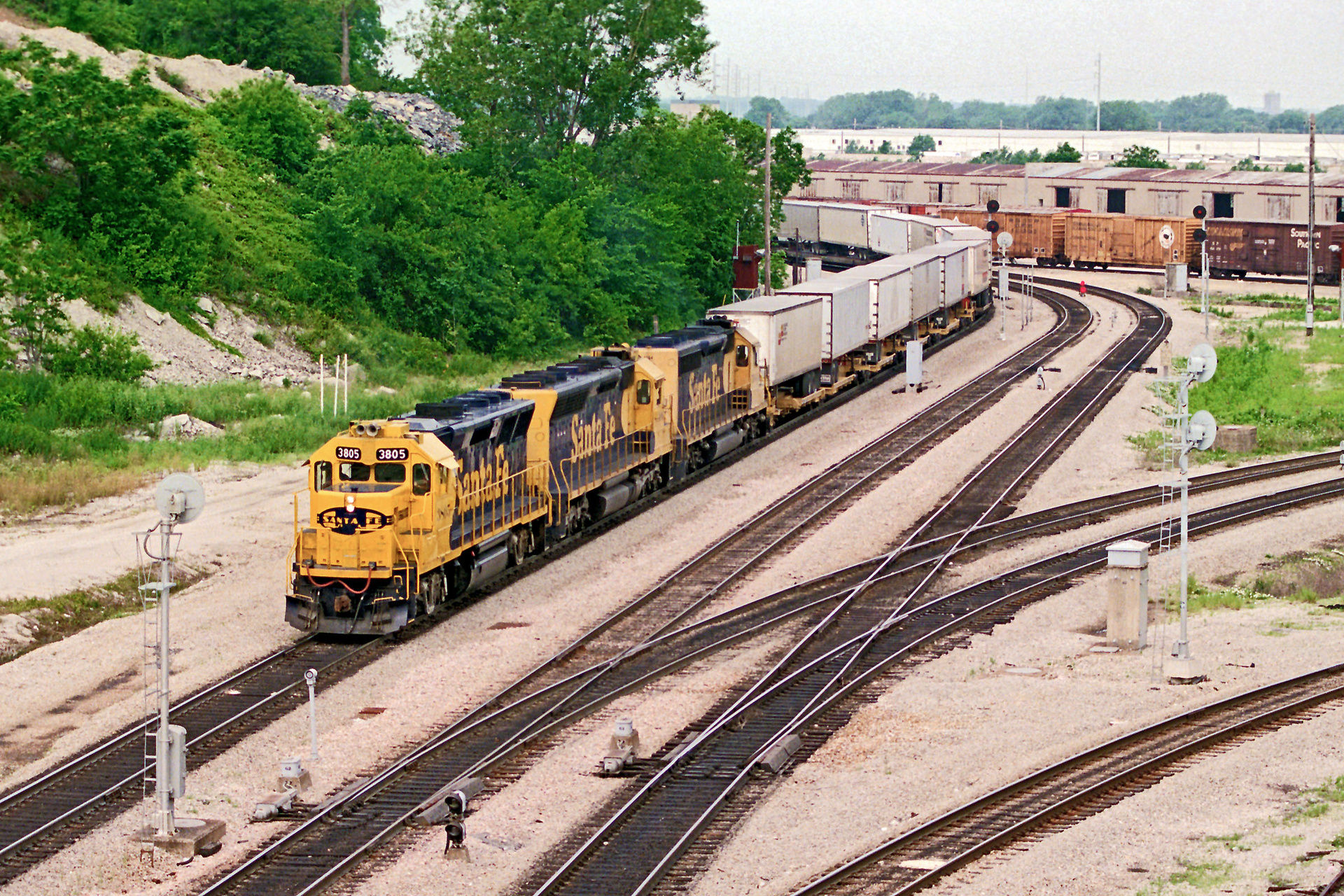 EMD GP40X – photo 3