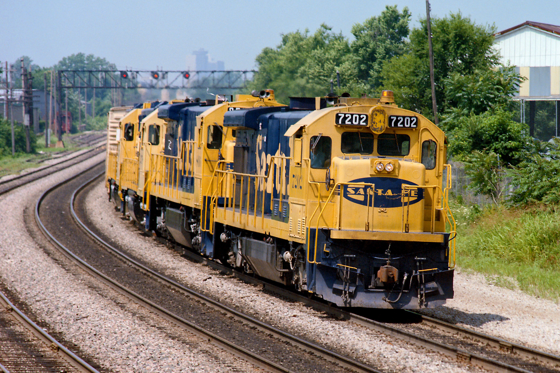 GE B23-7 – photo 9