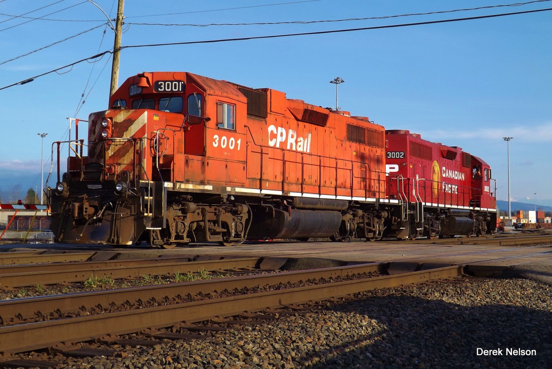 EMD GP38AC – photo 14